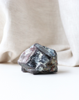 Raw Garnet (220g)