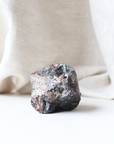 Raw Garnet (220g)