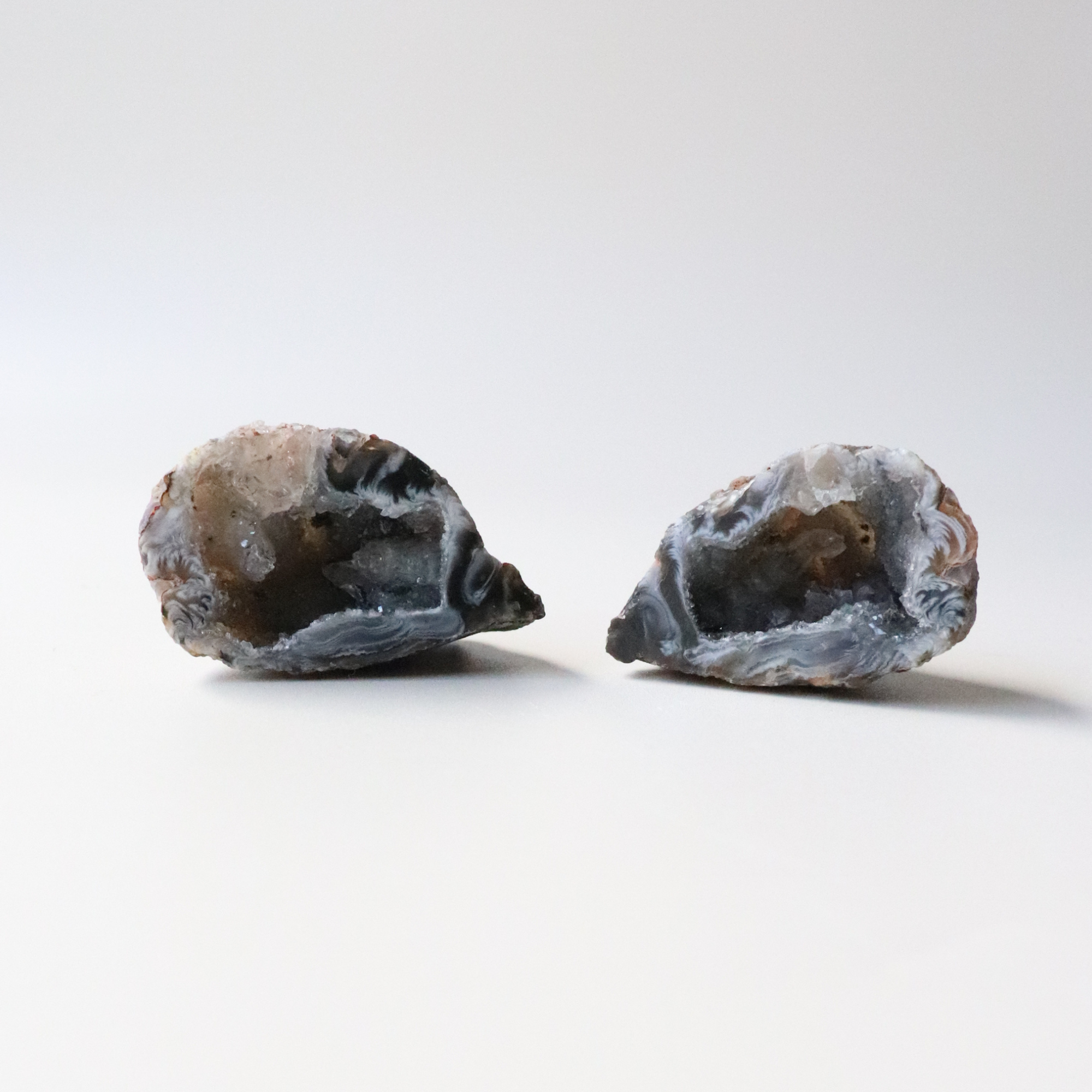 Agate Geode (65g) - Balance &amp; Stability