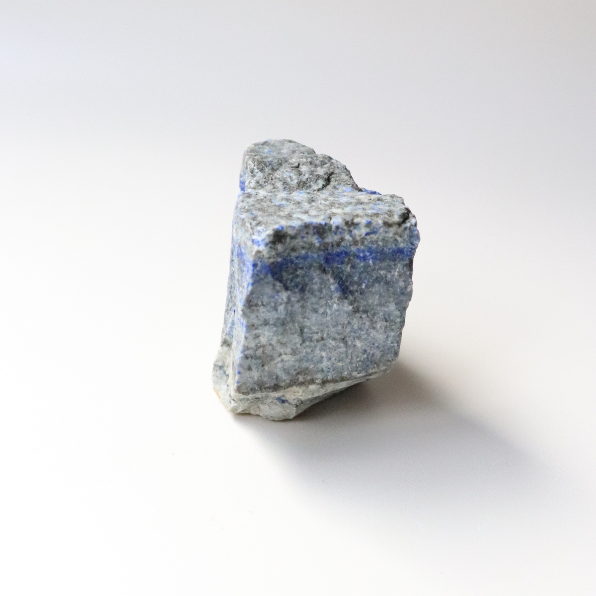 Rough Lapis Lazuli (305g | 5.3cm) - Wisdom &amp; Truth