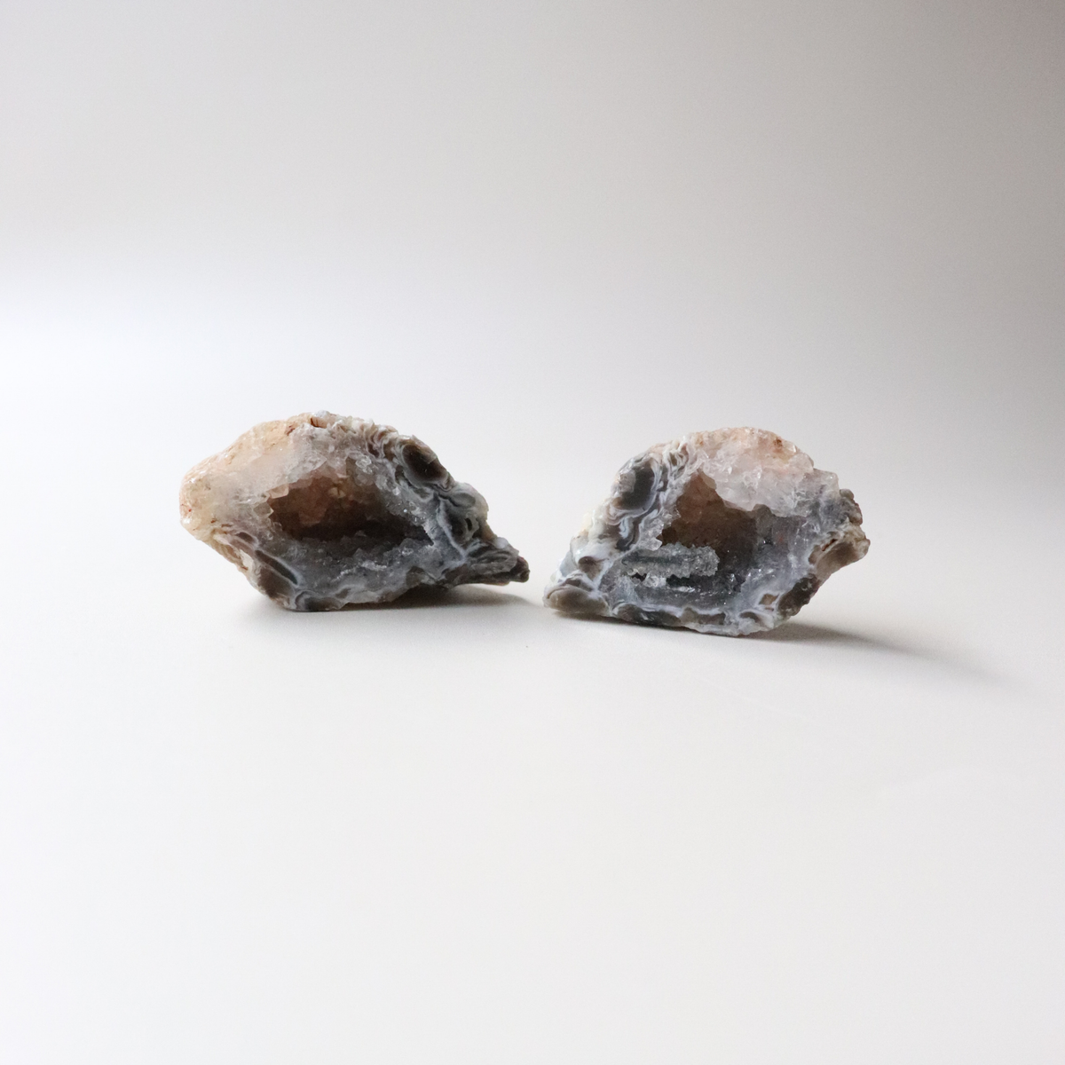 Agate Geode (58g) - Balance &amp; Stability