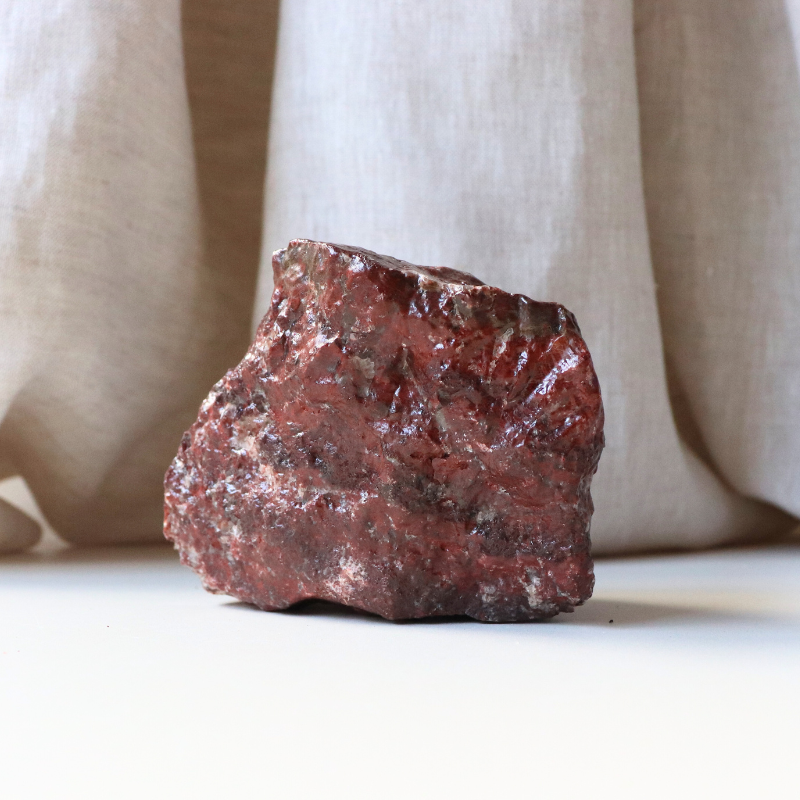 Red Calcite (668g)