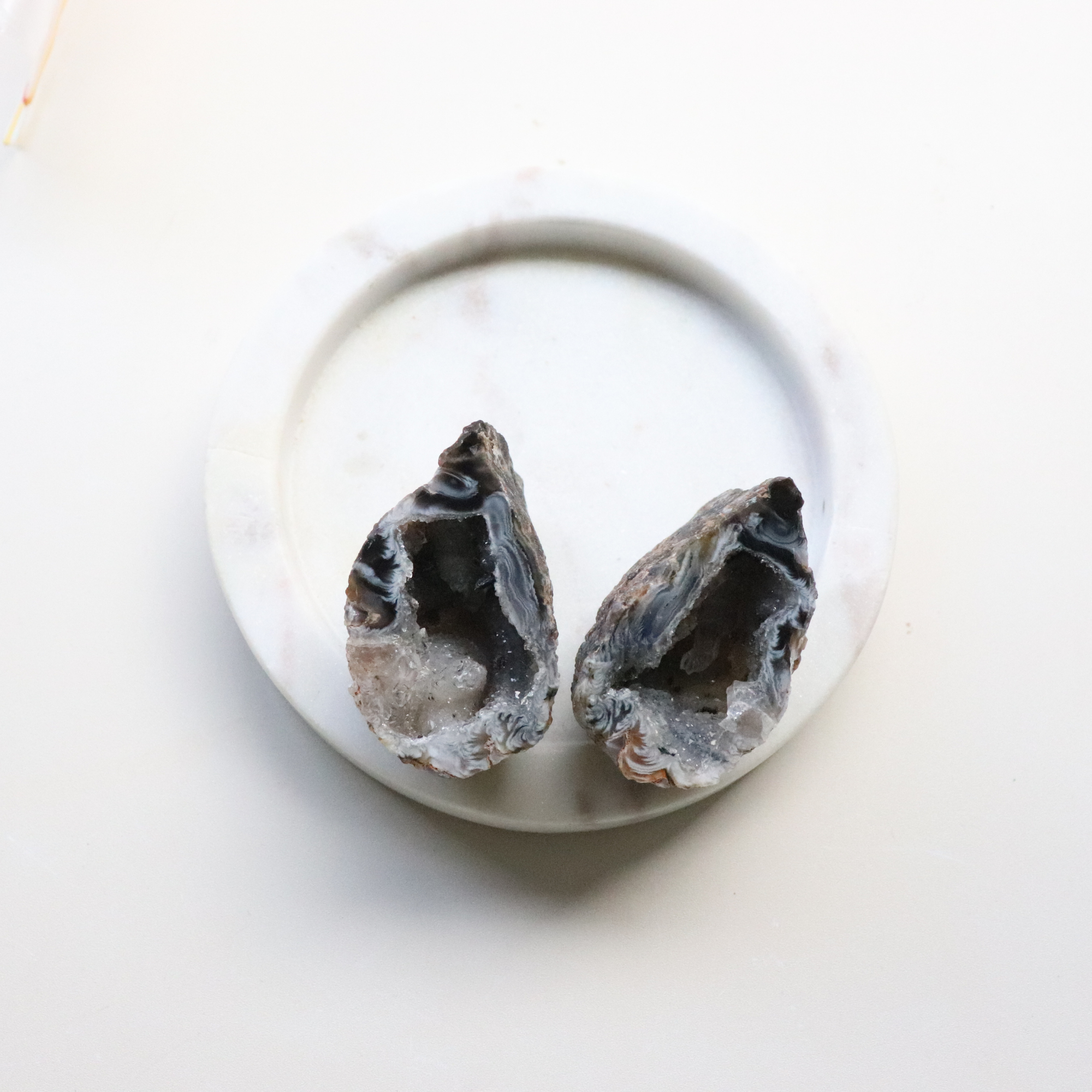 Agate Geode (65g) - Balance &amp; Stability