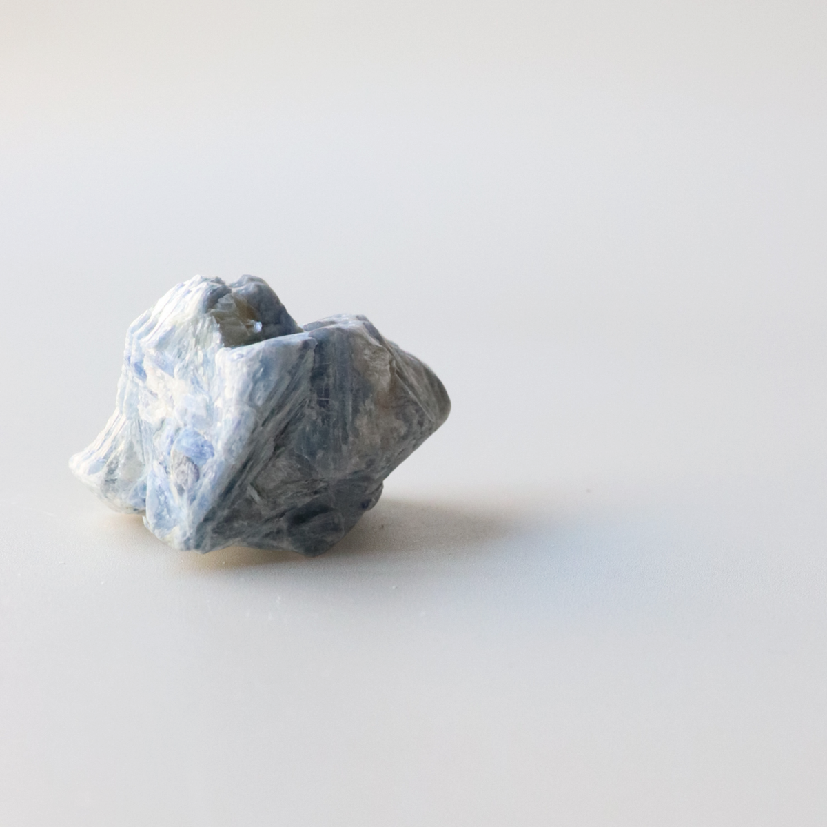 Mini Kyanite Raw Crystal (45g) - Alignment &amp; Clarity