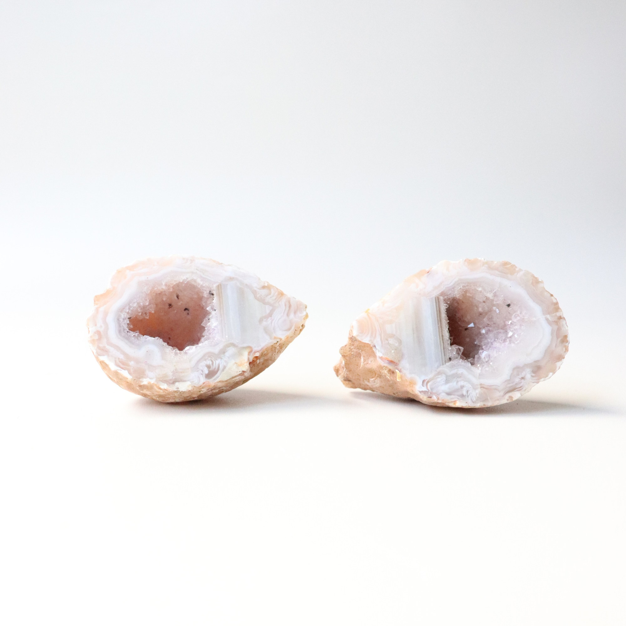 Earthy Toned Agate Geode (95g) - Balance &amp; Stability