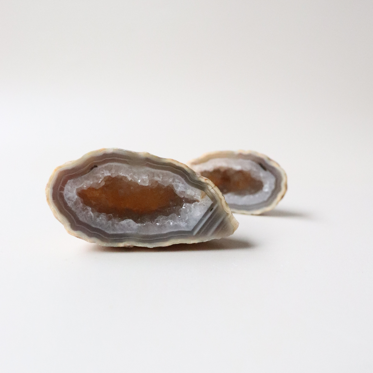 Agate Geode 98g - Balance &amp; Stability