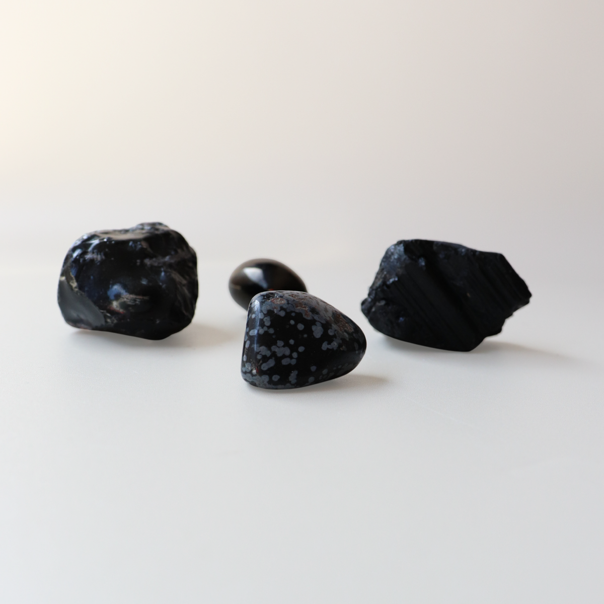 Black &amp; Grounding Collection