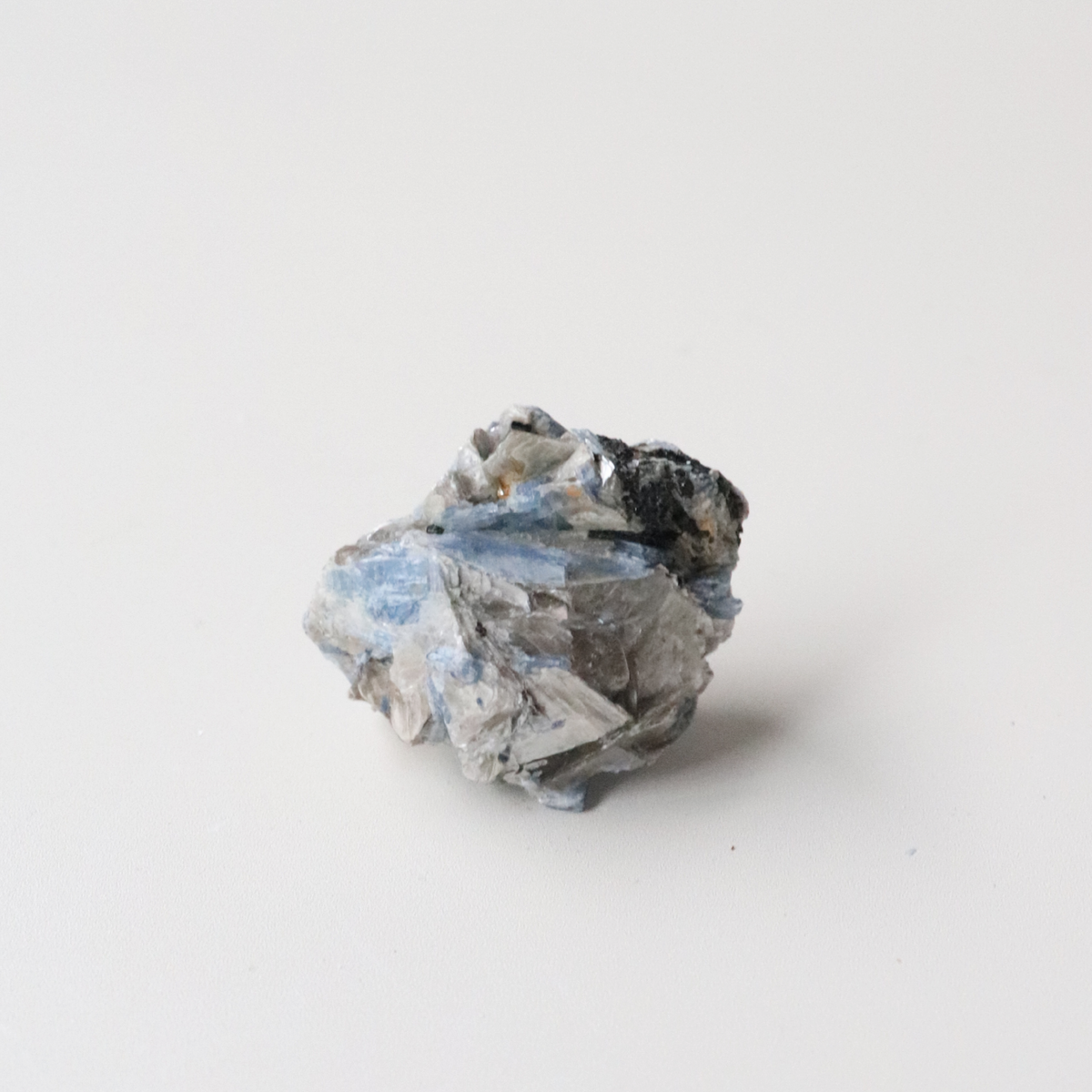 Mini Kyanite Raw Crystal 28g - Alignment &amp; Clarity