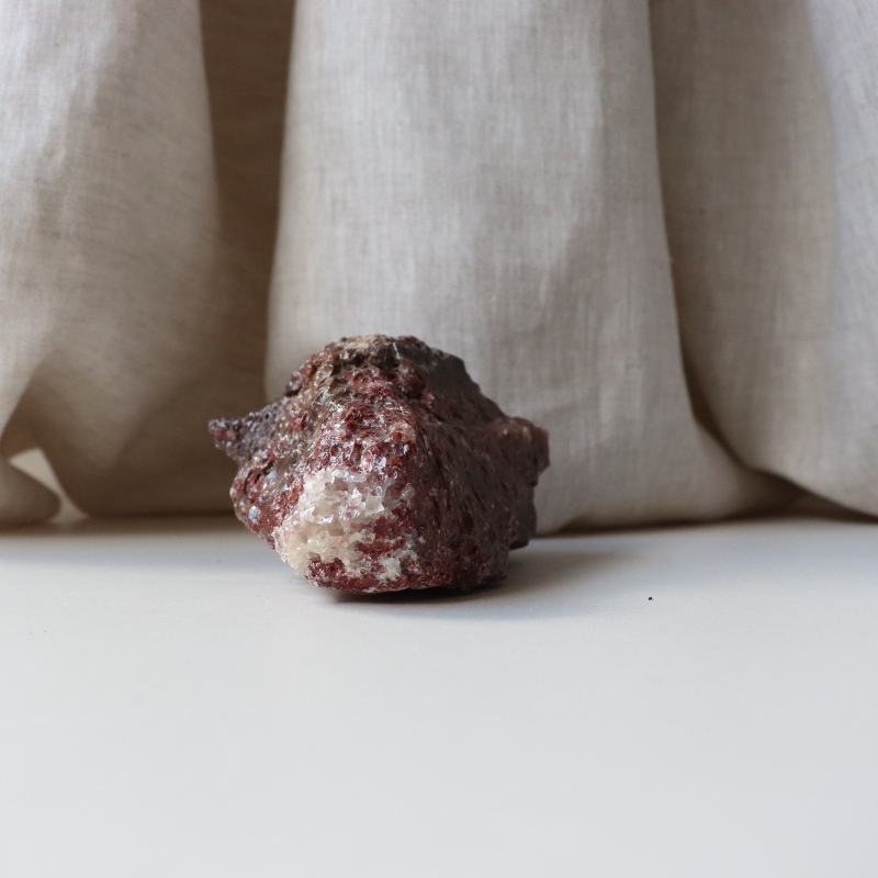 Red Calcite (550g)
