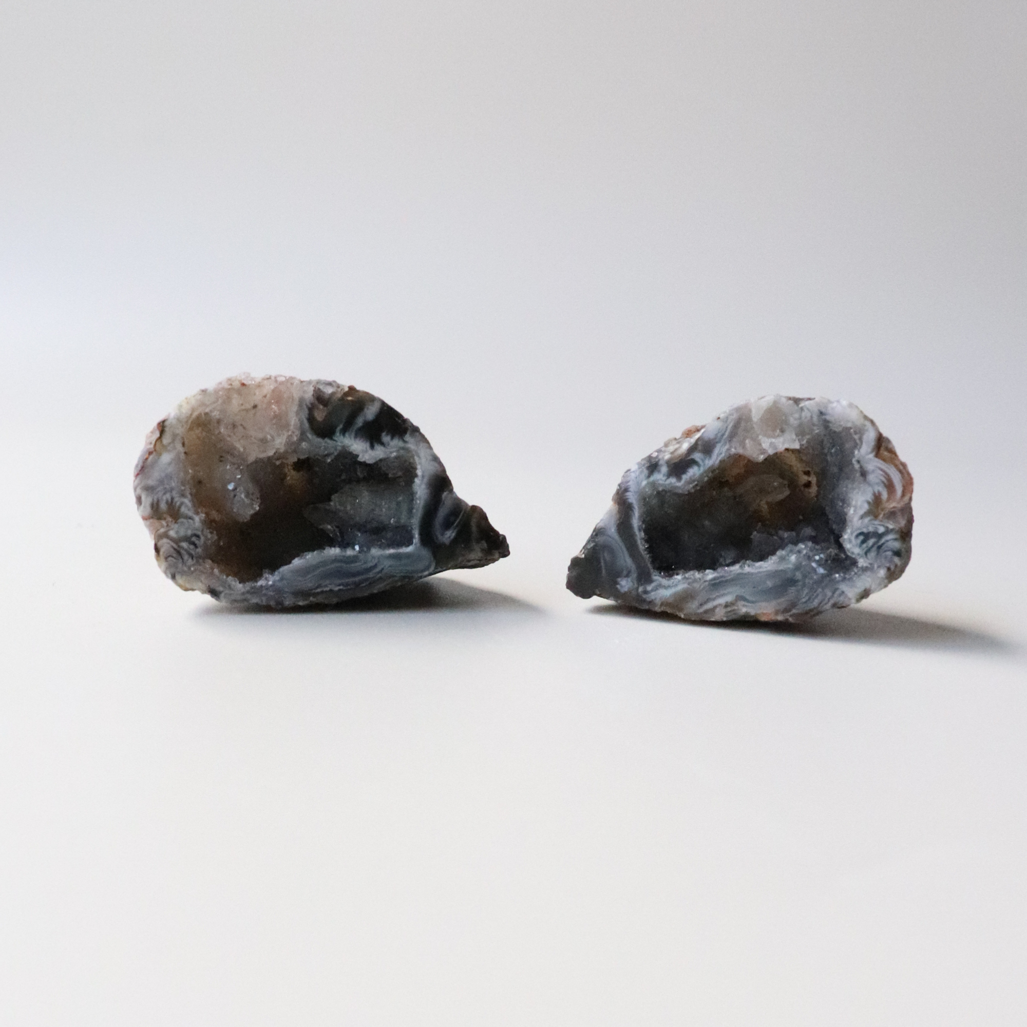 Agate Geode (65g) - Balance &amp; Stability
