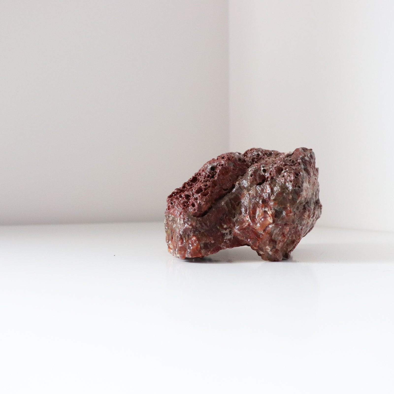 Red Calcite (637g) - Energy &amp; Vitality