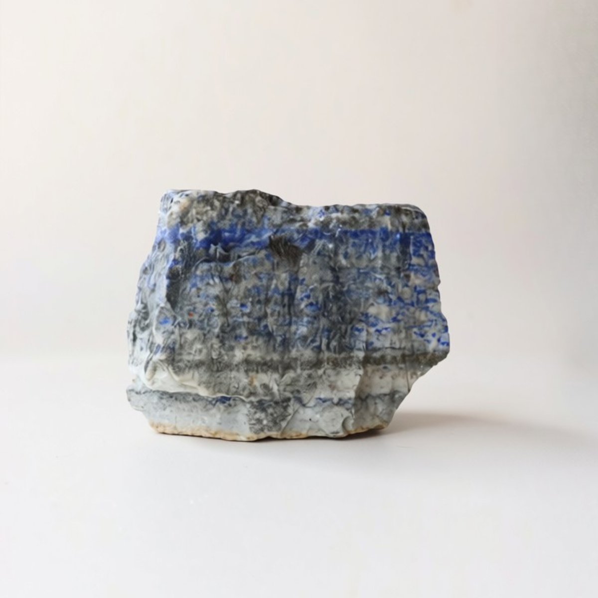 Rough Lapis Lazuli (305g | 5.3cm) - Wisdom &amp; Truth