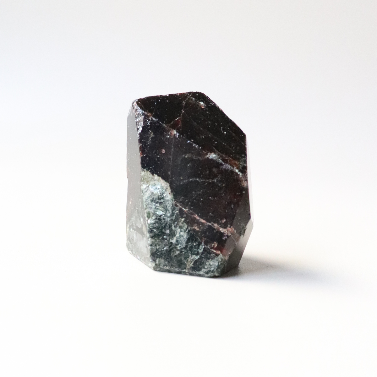 Rough Garnet 60g - Passion &amp; Confidence