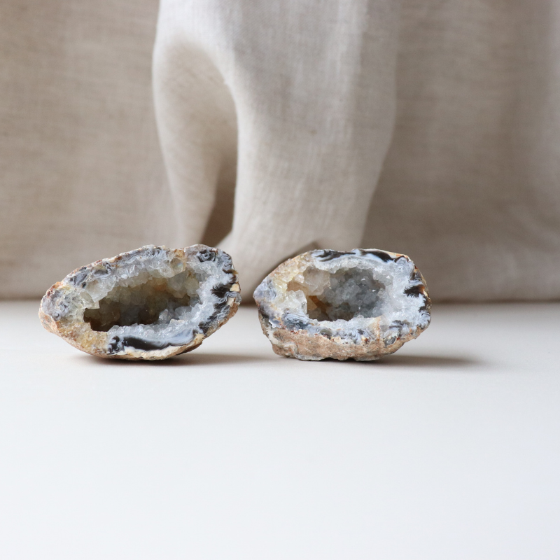 Agate Geode (84g)