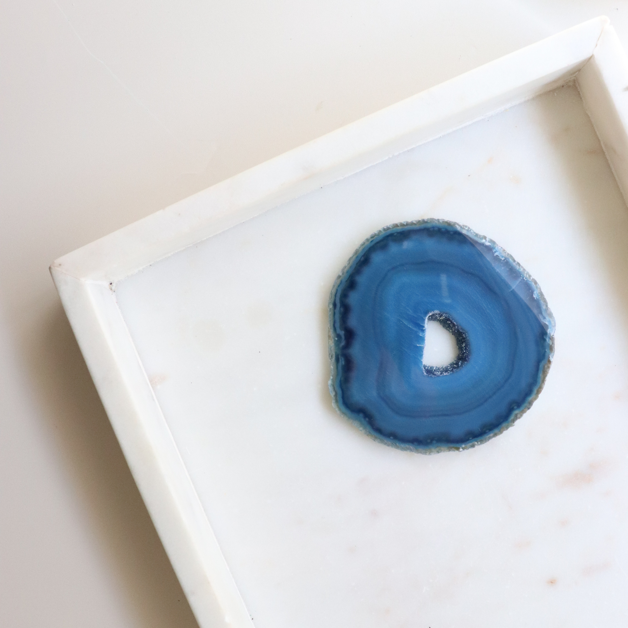 Blue Agate Slice - Calm &amp; Communication
