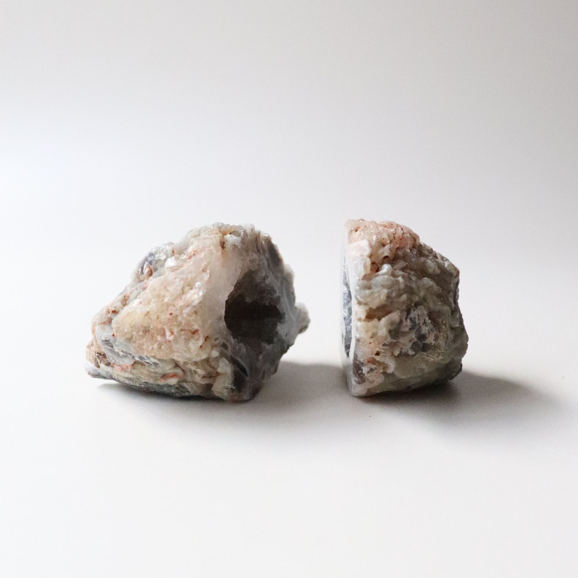 Agate Geode (58g) - Balance &amp; Stability