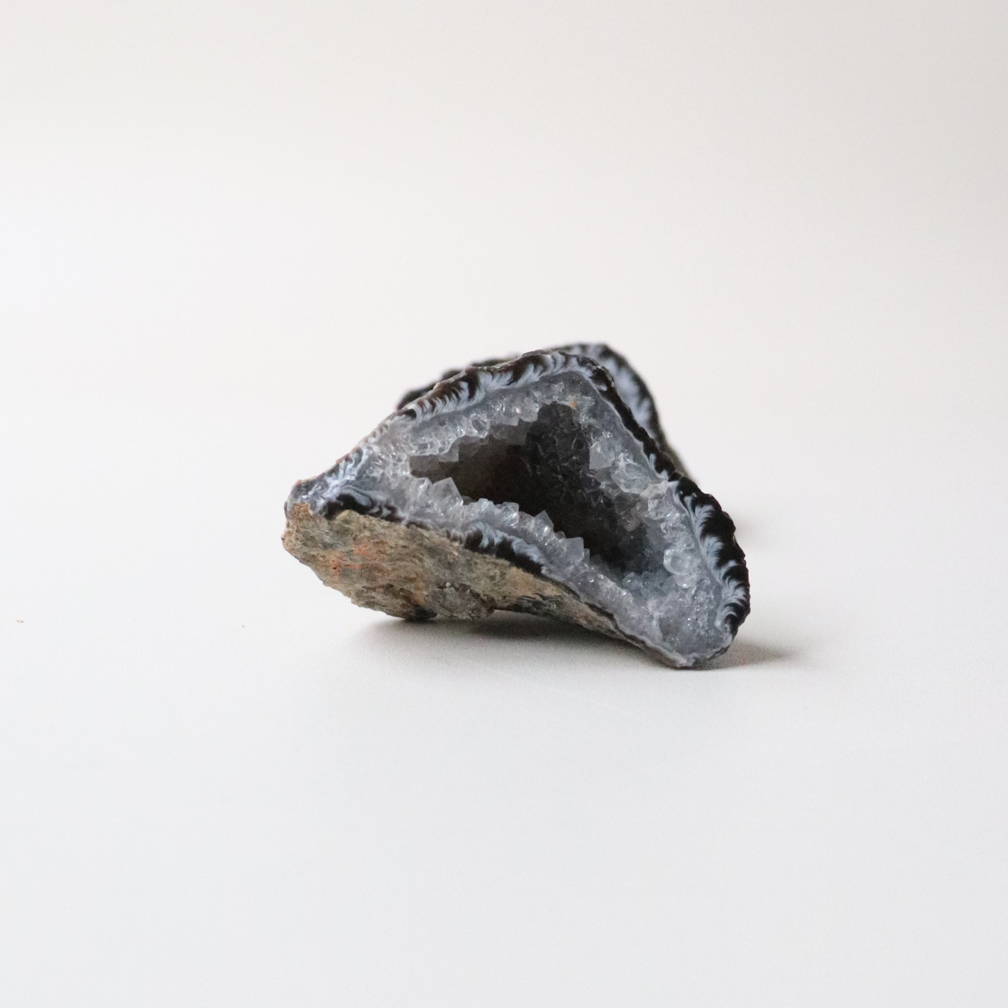 Agate Geode (63g) - Balance &amp; Stability