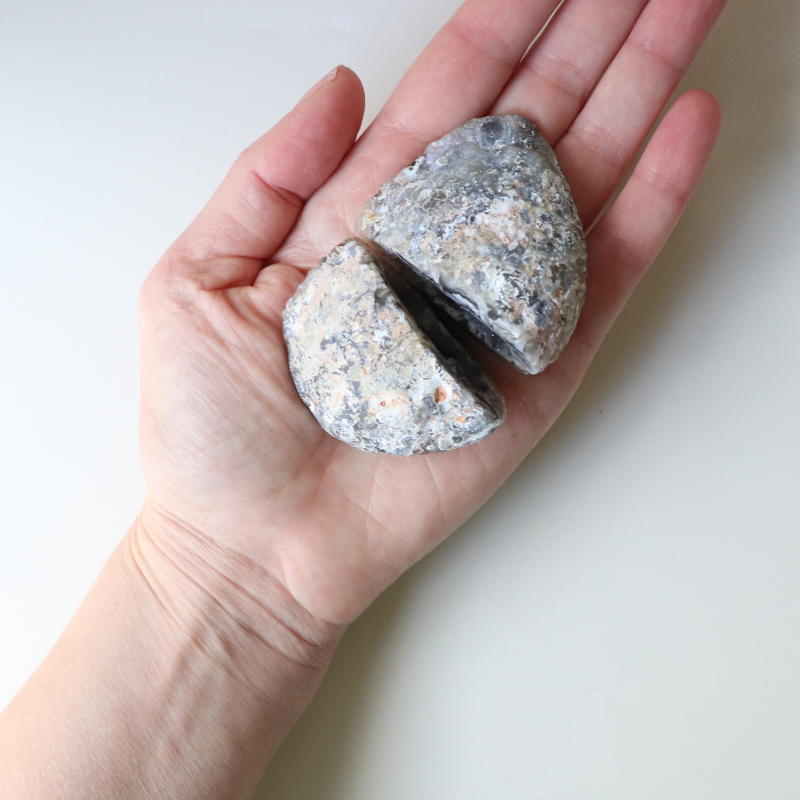 Dark Grey Agate Geode  102g