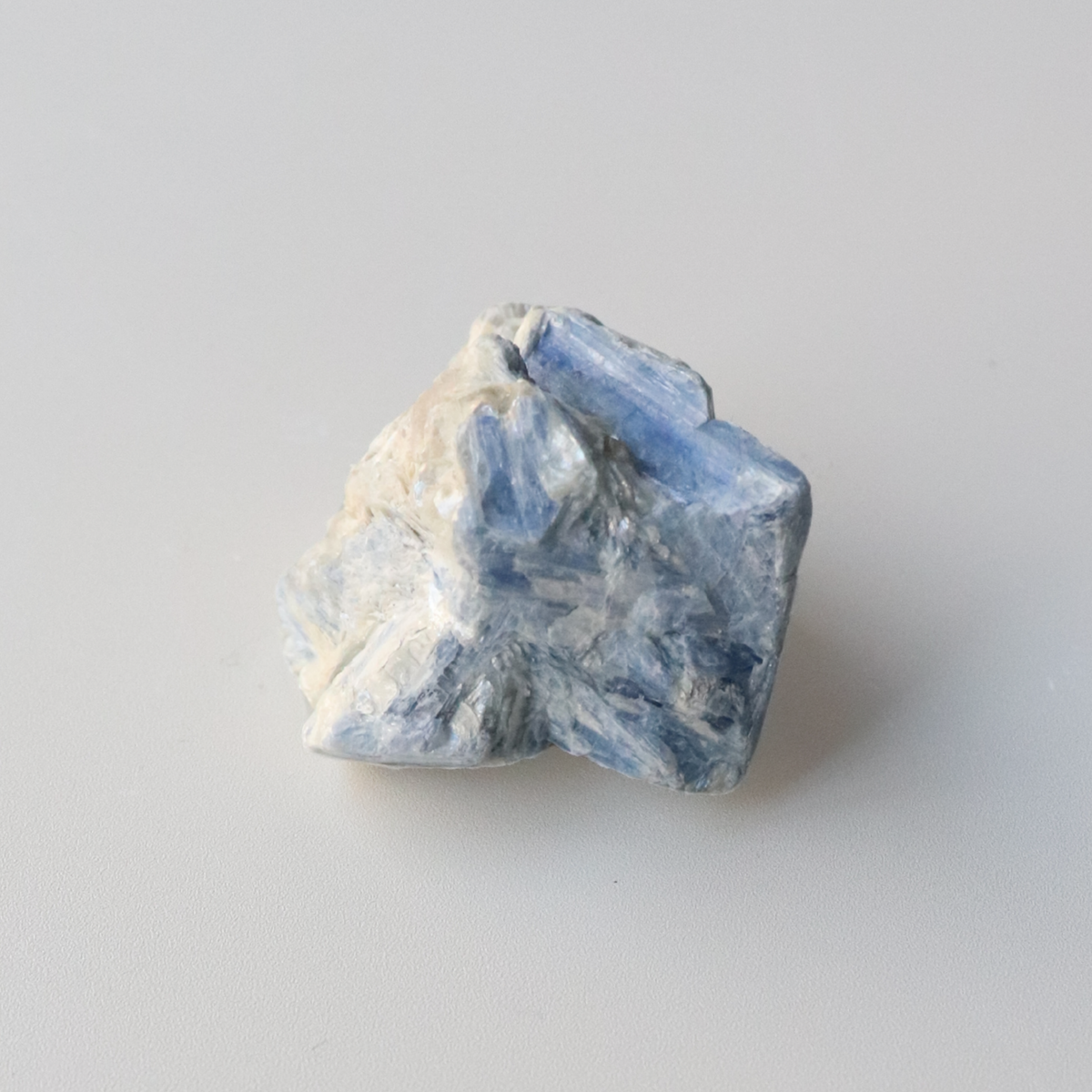 Mini Kyanite Raw Crystal (45g) - Alignment &amp; Clarity