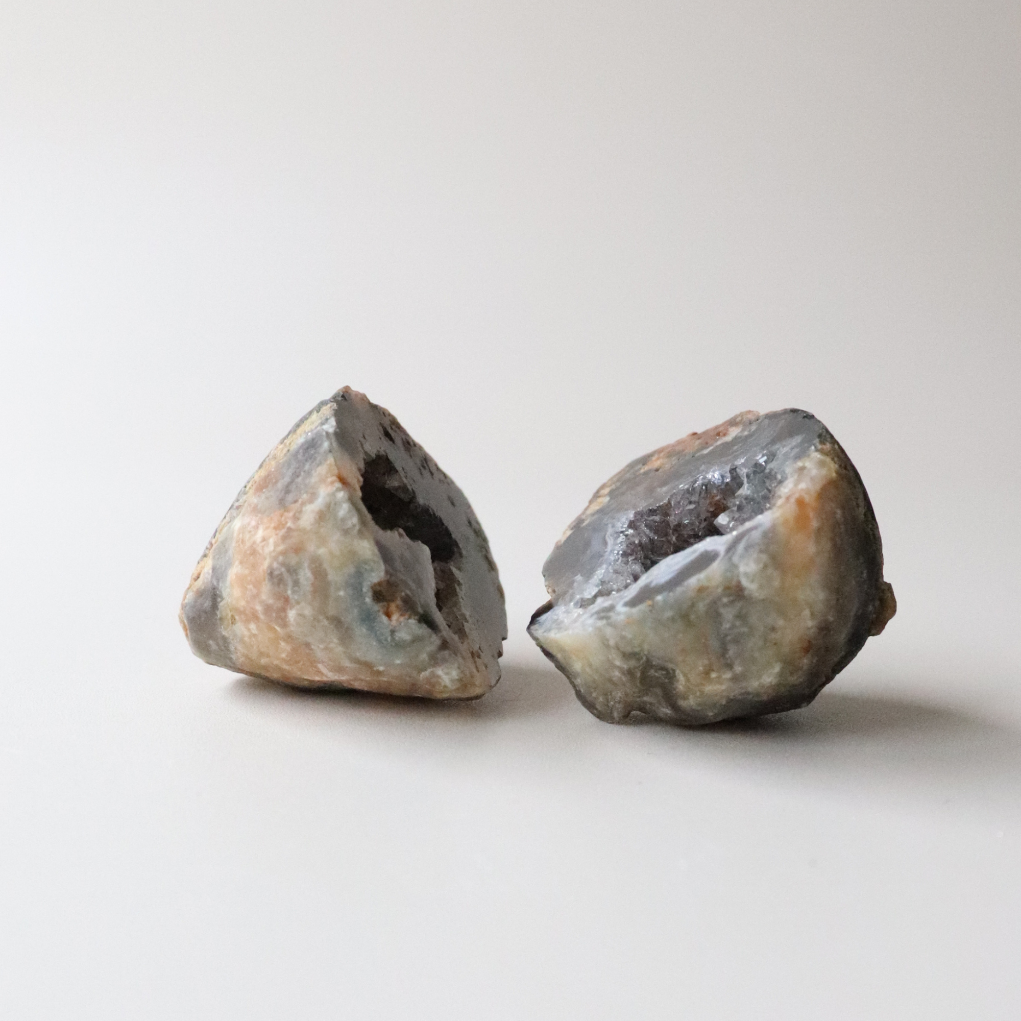 Agate Geode (54g) - Balance &amp; Stability