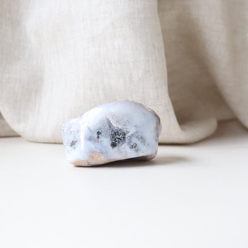 Agate Medium Polished Stone 127g