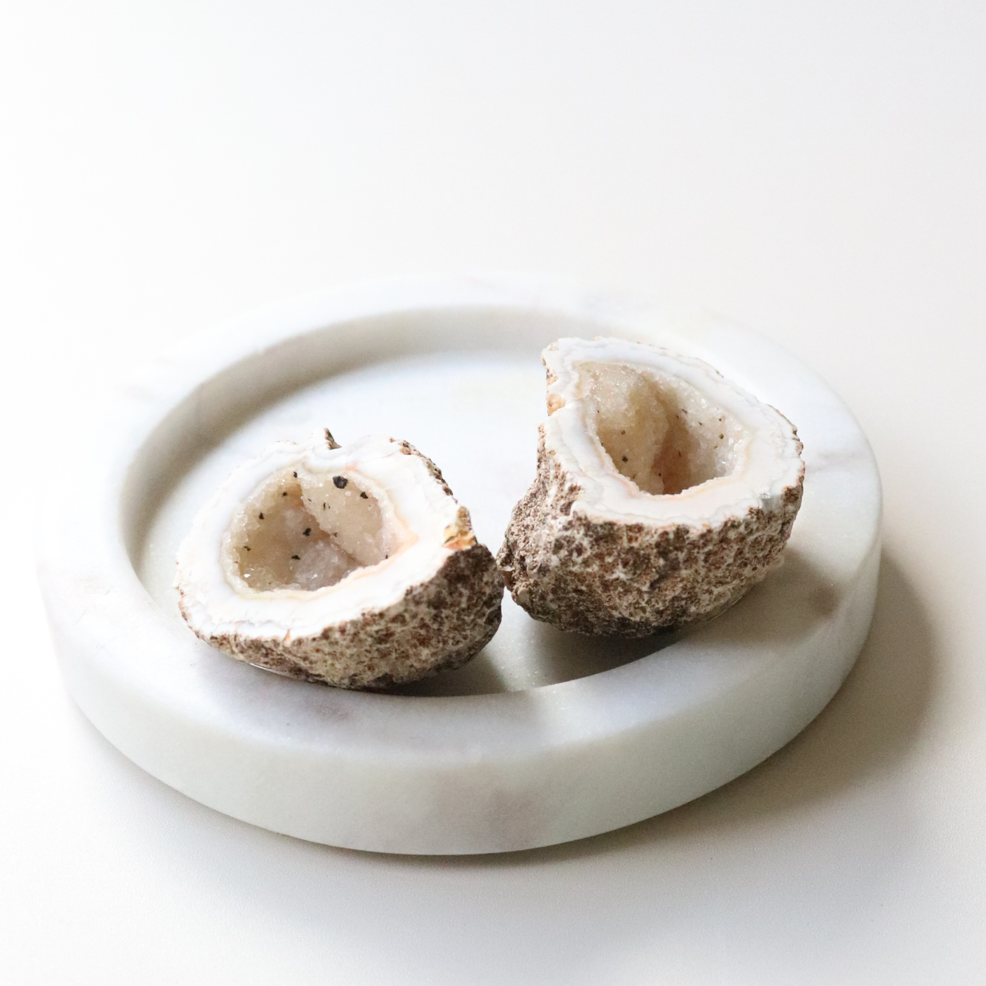 Agate Geode (57g) - Balance &amp; Stability