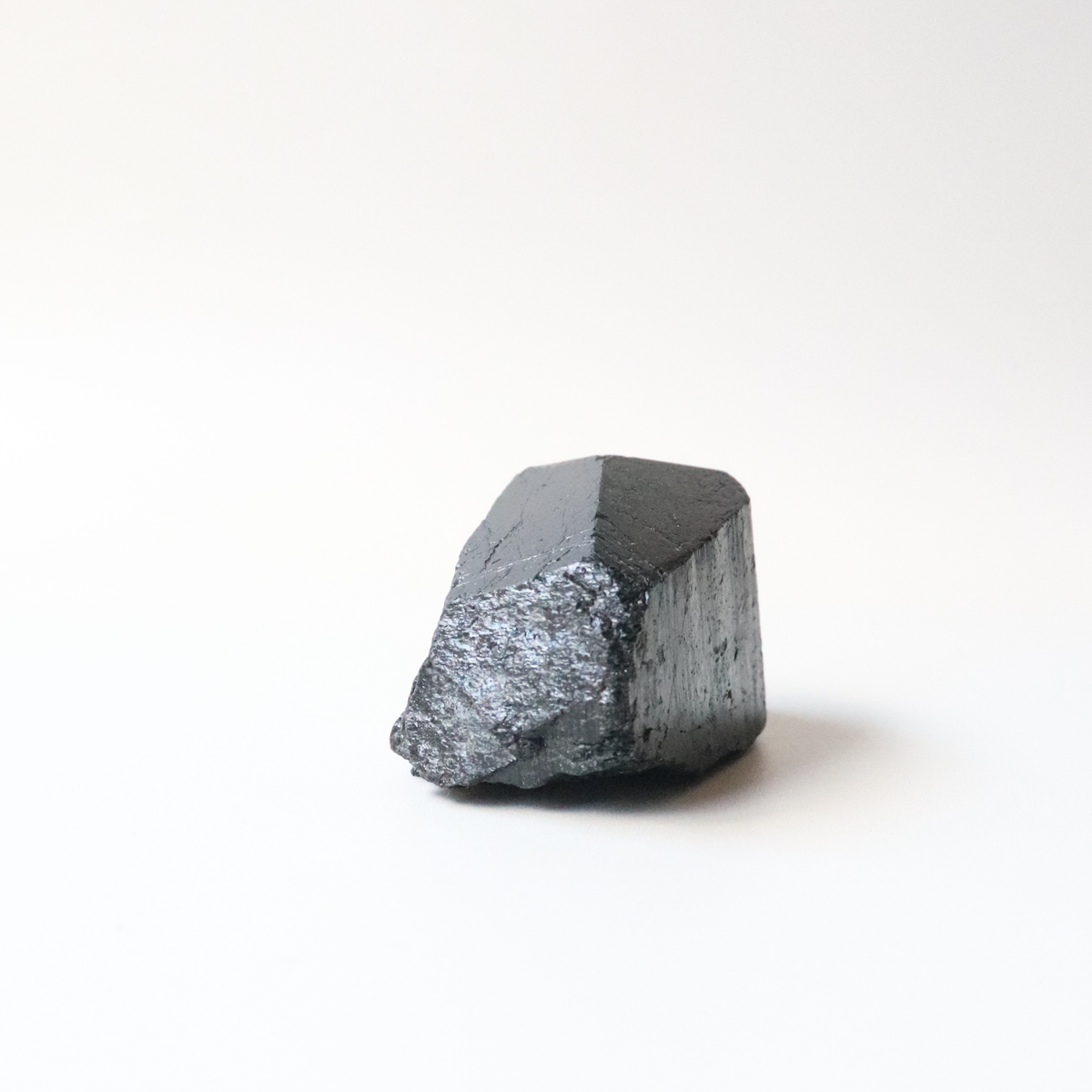 Medium Black Tourmaline with Carved Point 158g - Protection &amp; Grounding