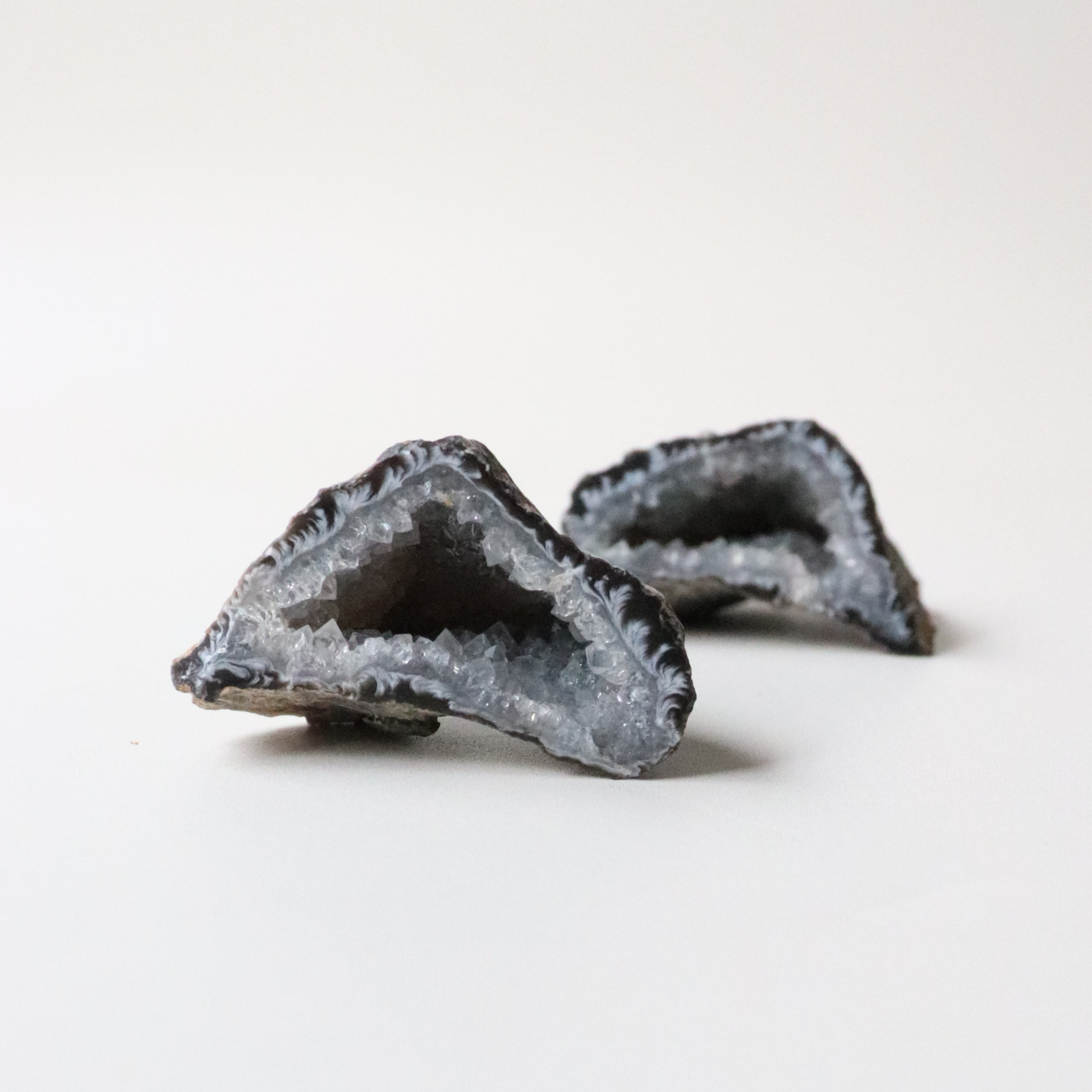 Agate Geode (63g) - Balance &amp; Stability