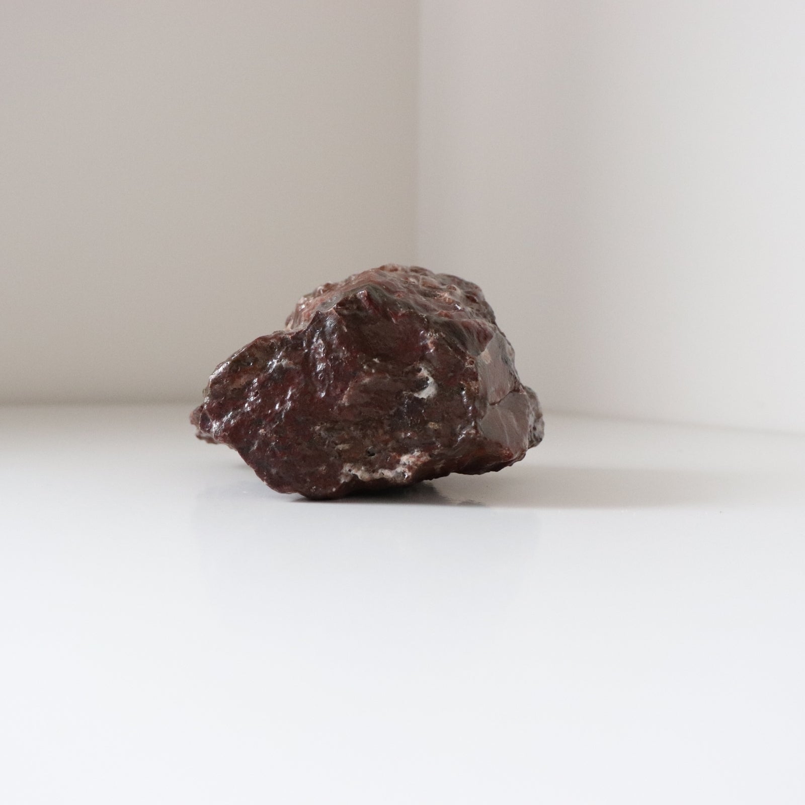 Red Calcite (668g) - Energy &amp; Vitality