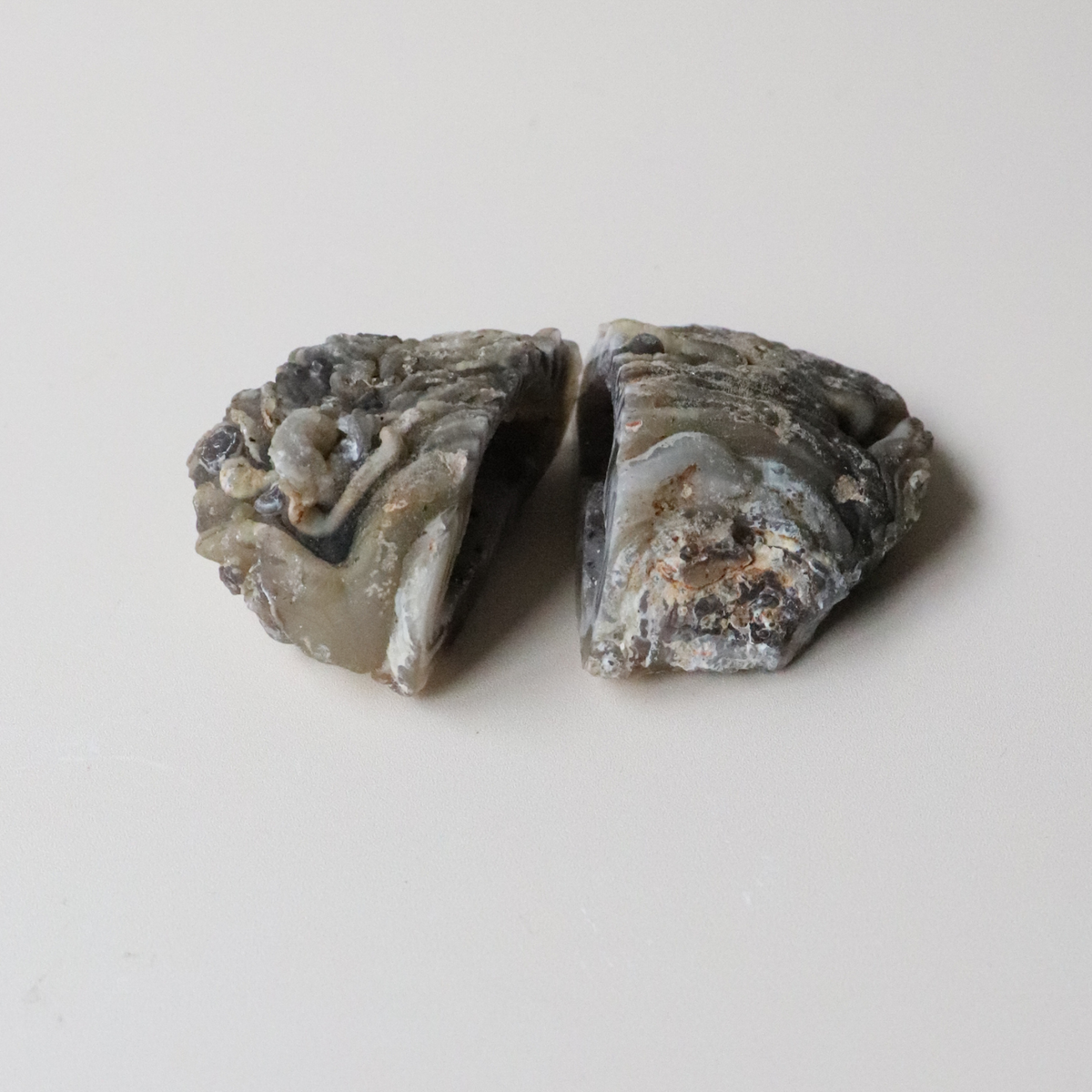 Agate Geode (65g) - Balance &amp; Stability