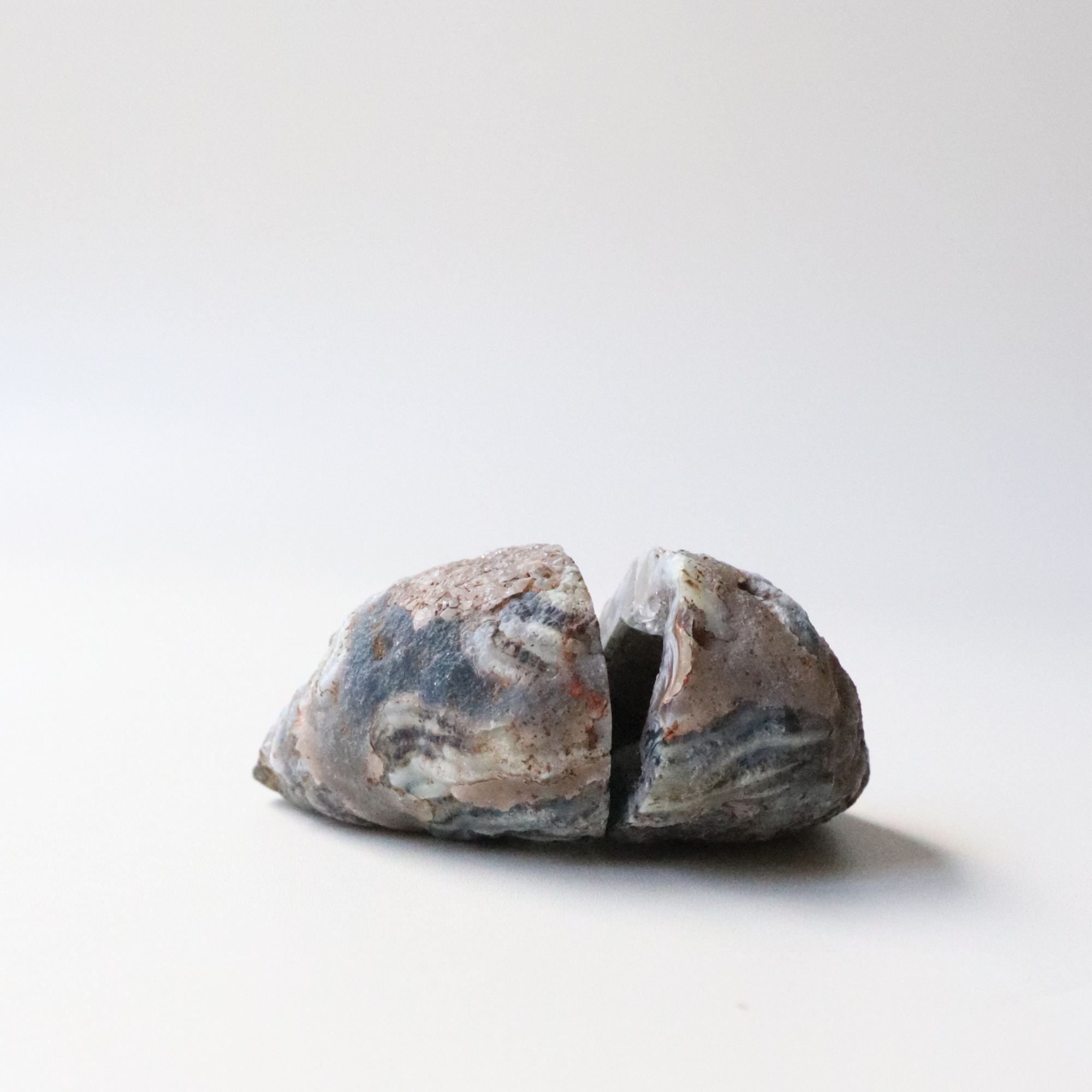 Agate Geode (65g) - Balance &amp; Stability