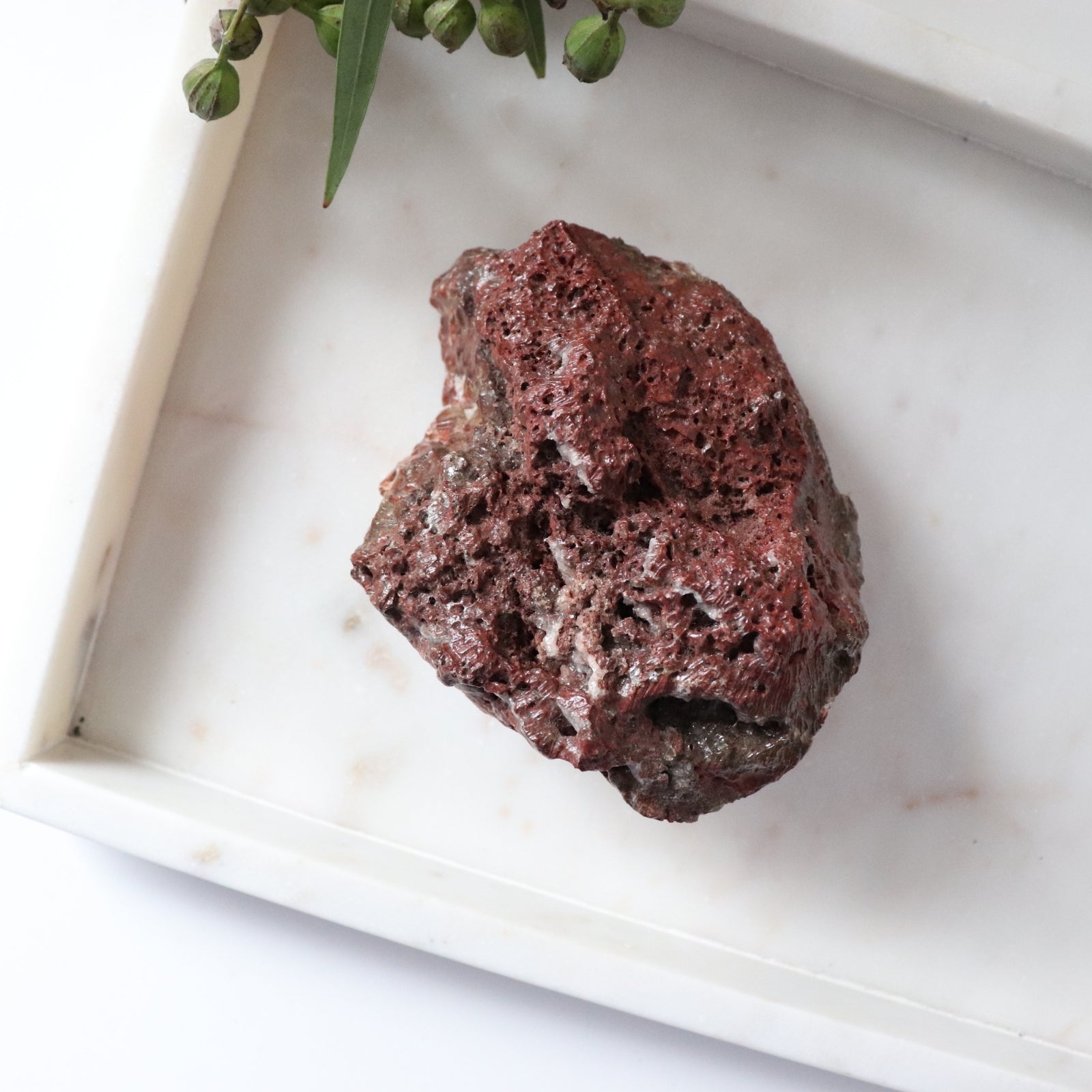 Red Calcite (637g) - Energy &amp; Vitality