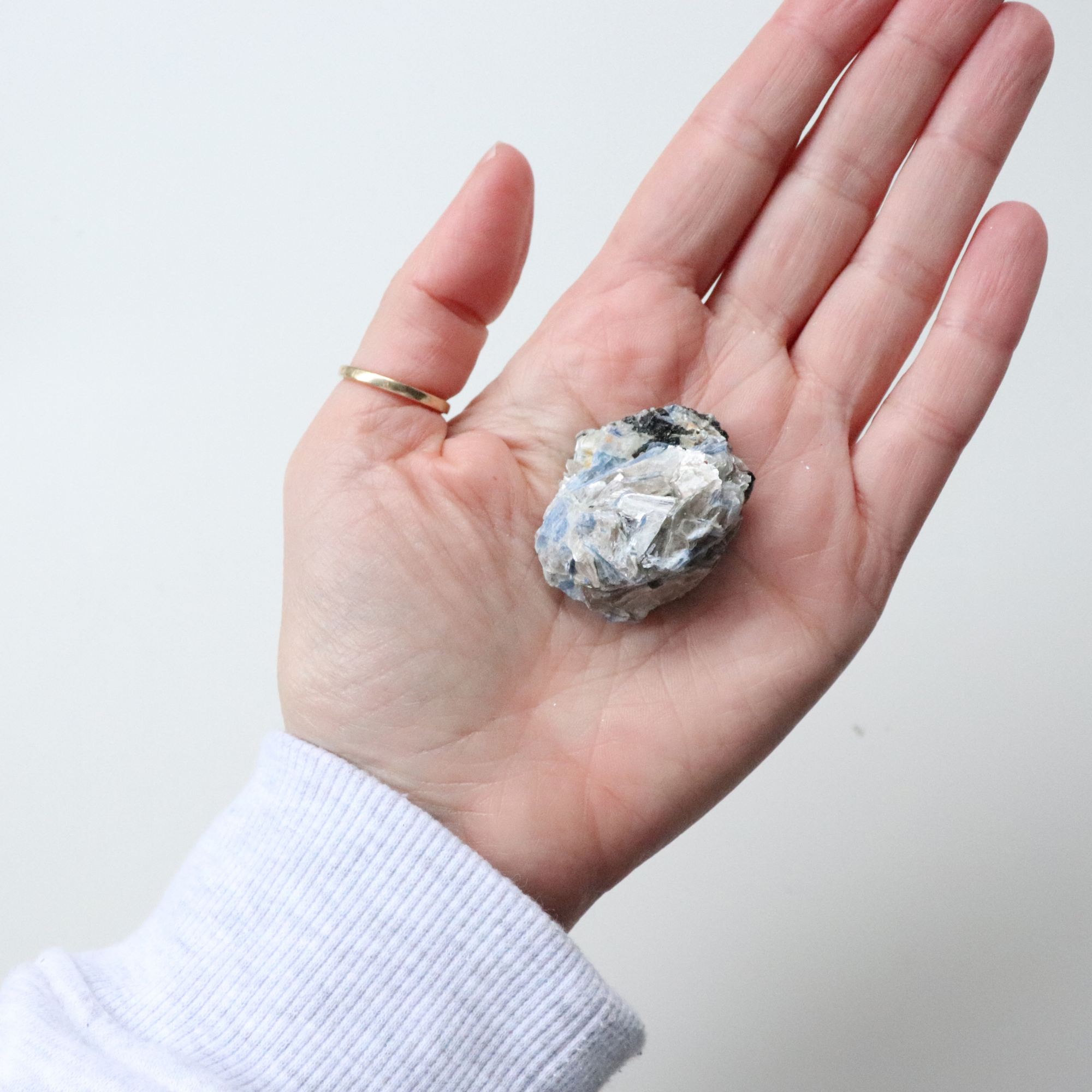Mini Kyanite Raw Crystal 28g - Alignment &amp; Clarity