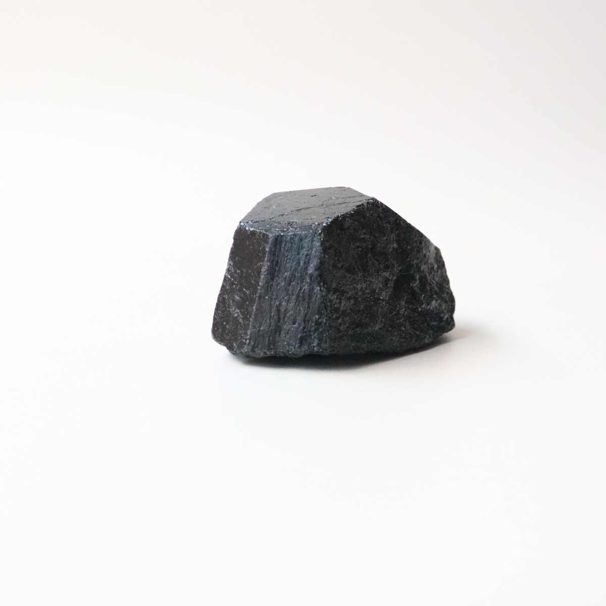 Medium Black Tourmaline with Carved Point 158g - Protection &amp; Grounding