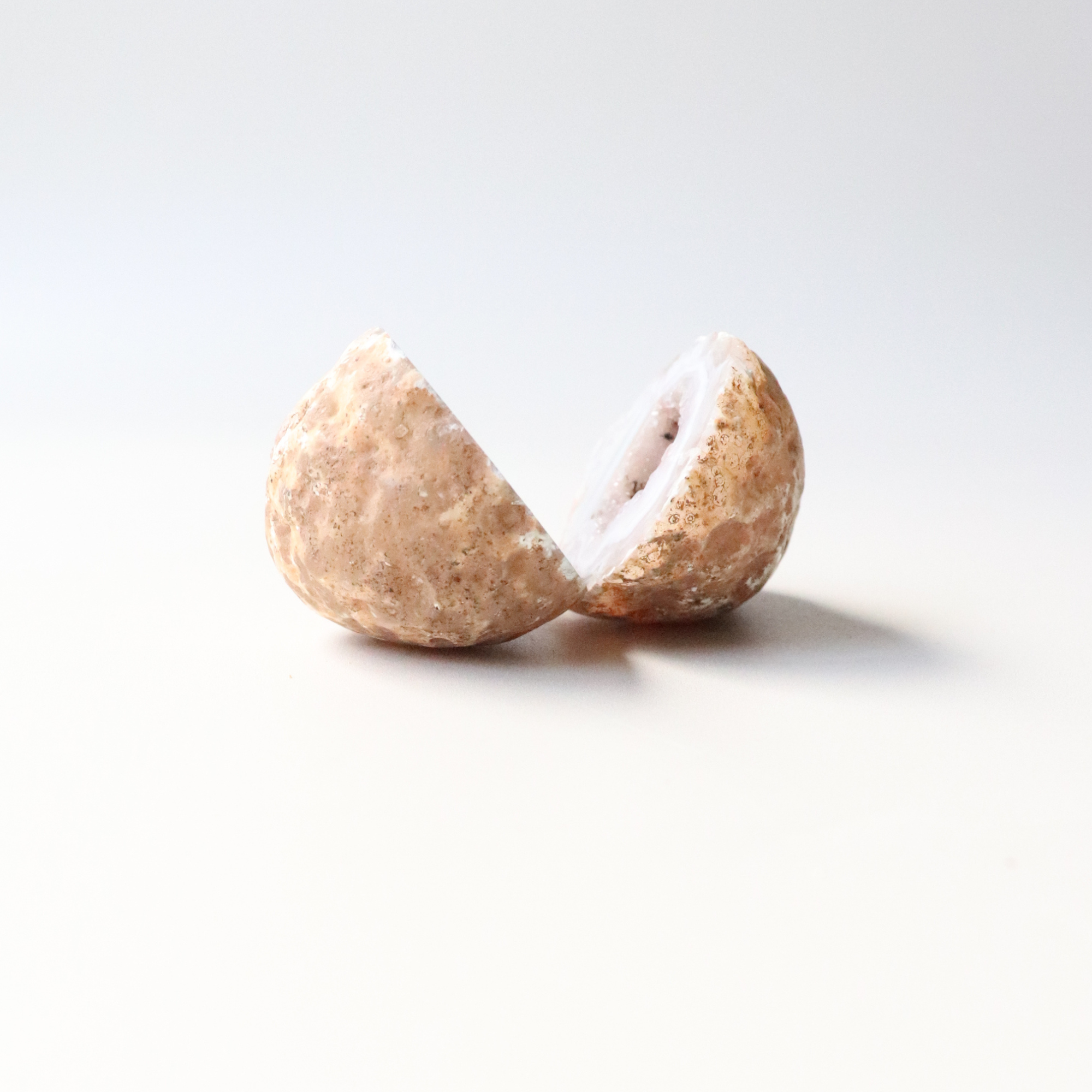 Earthy Toned Agate Geode (95g) - Balance &amp; Stability