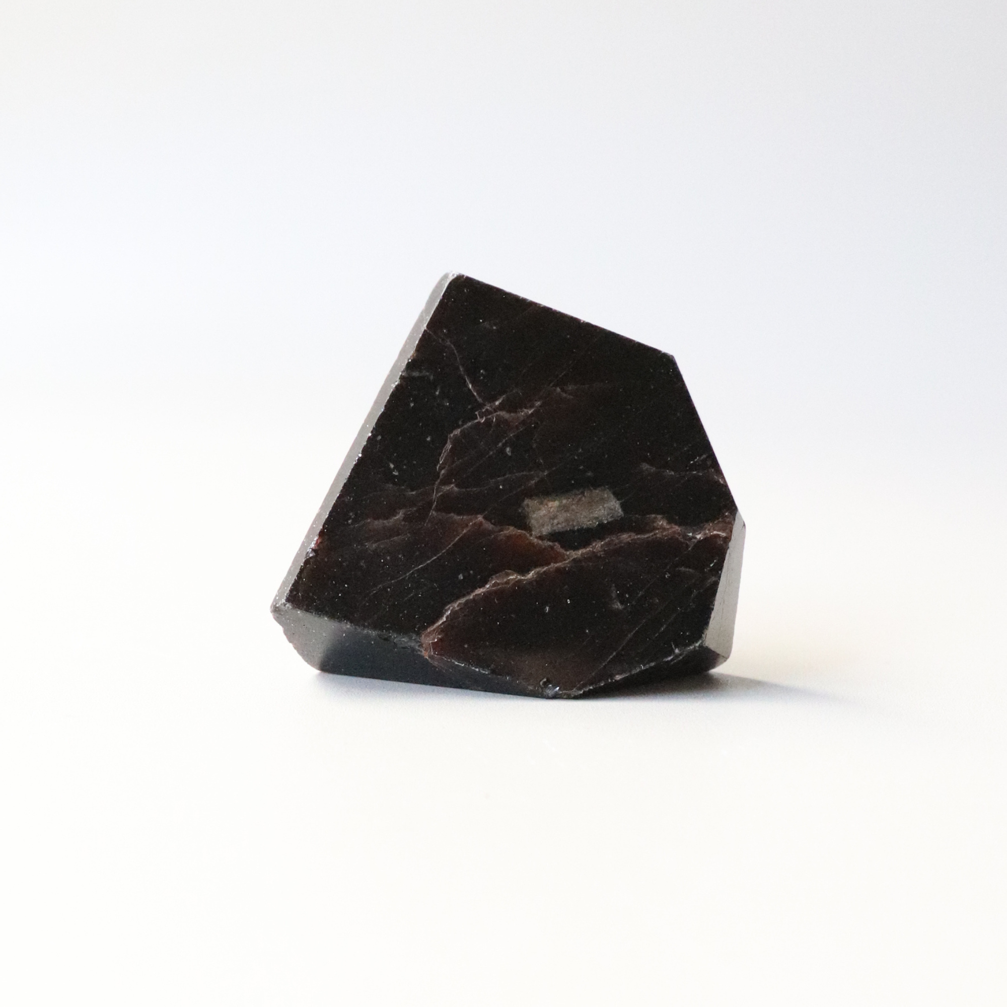 Rough Garnet 54g - Passion &amp; Confidence