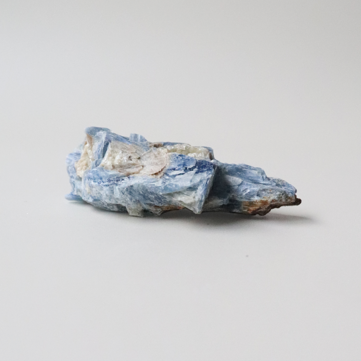 Kyanite 65g - Alignment &amp; Clarity