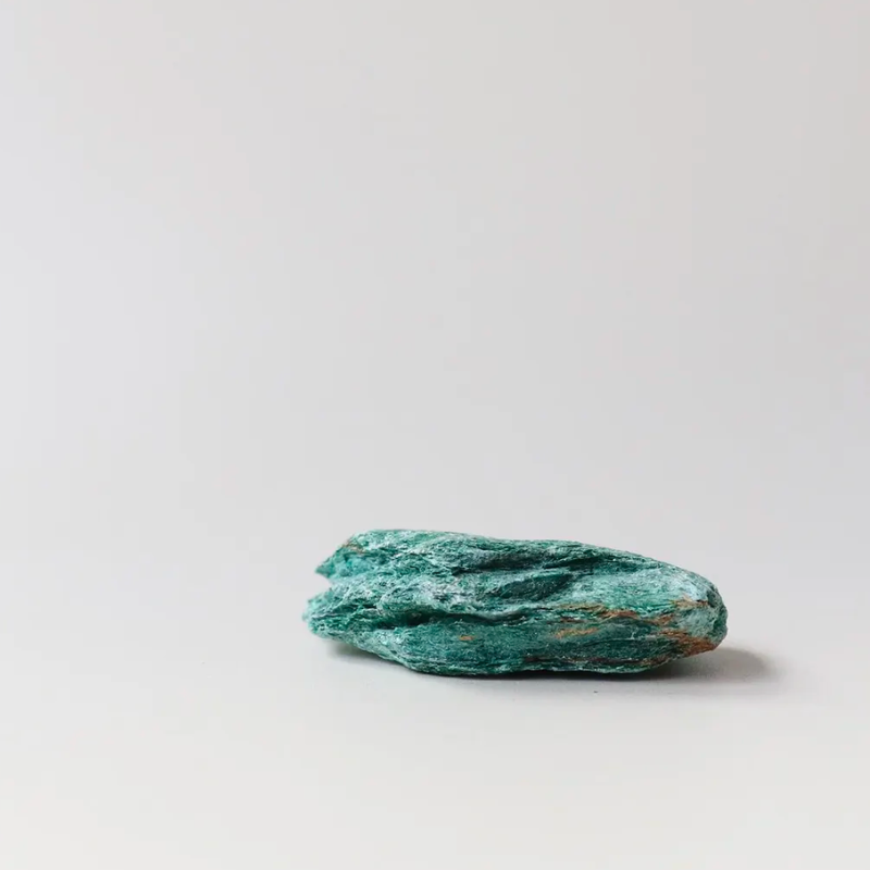 Fuchsite Raw Crystal (50g)