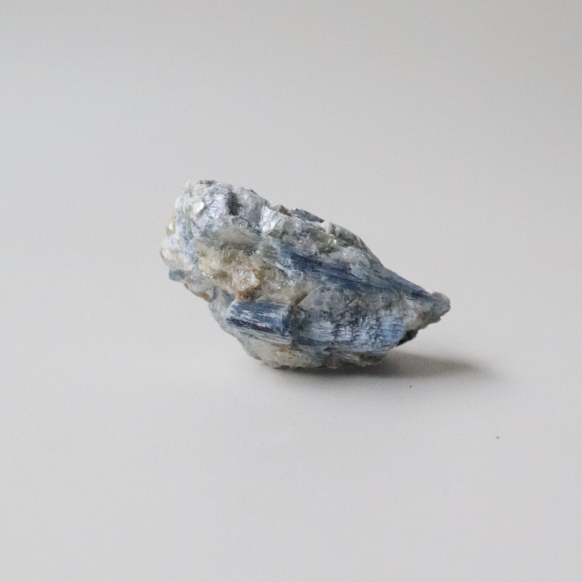 Mini Kyanite Raw Crystal 58g - Alignment &amp; Clarity