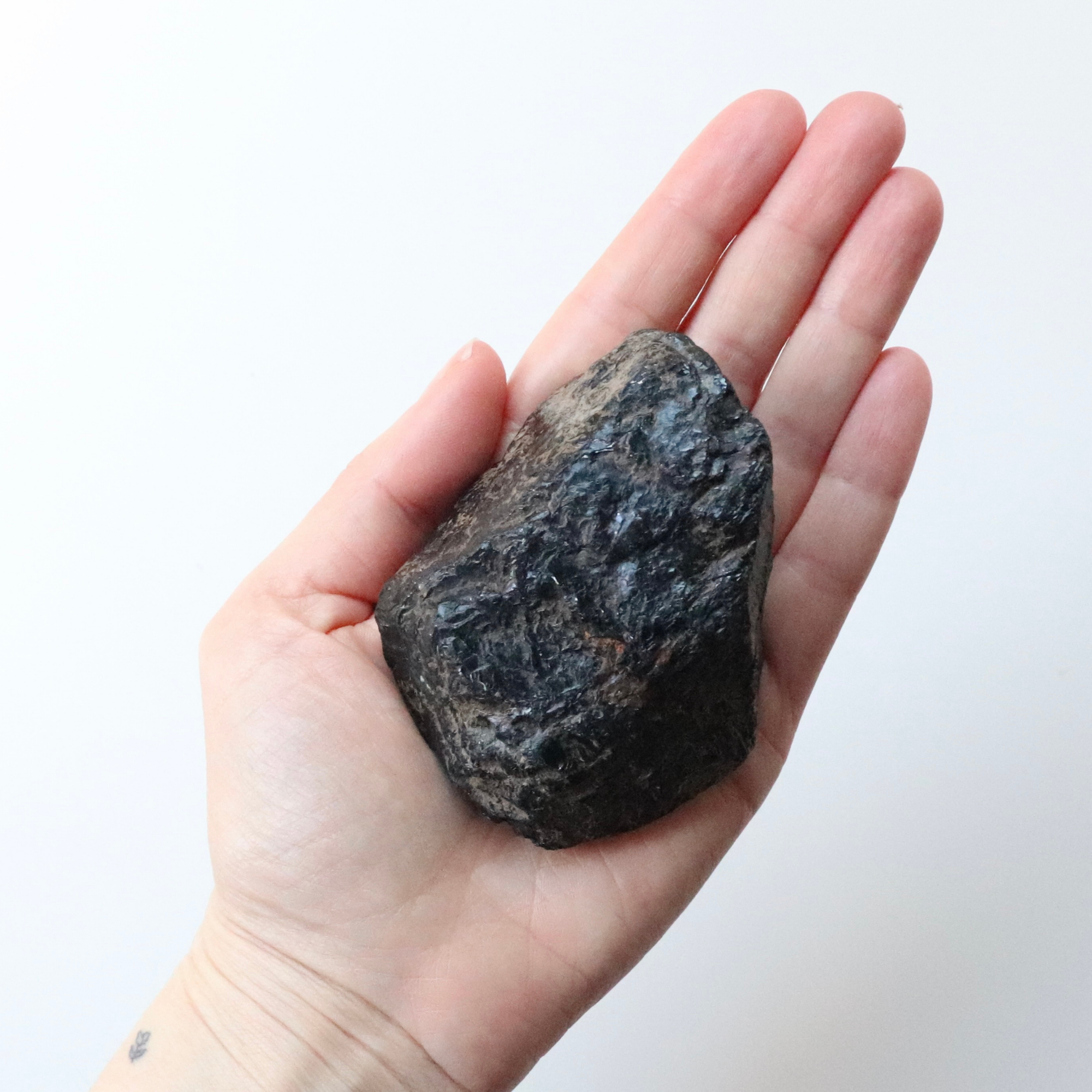 Rough Black Tourmaline 275g - Protection &amp; Grounding