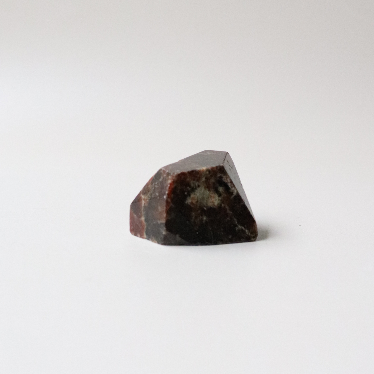 Rough Garnet 49g - Passion &amp; Confidence