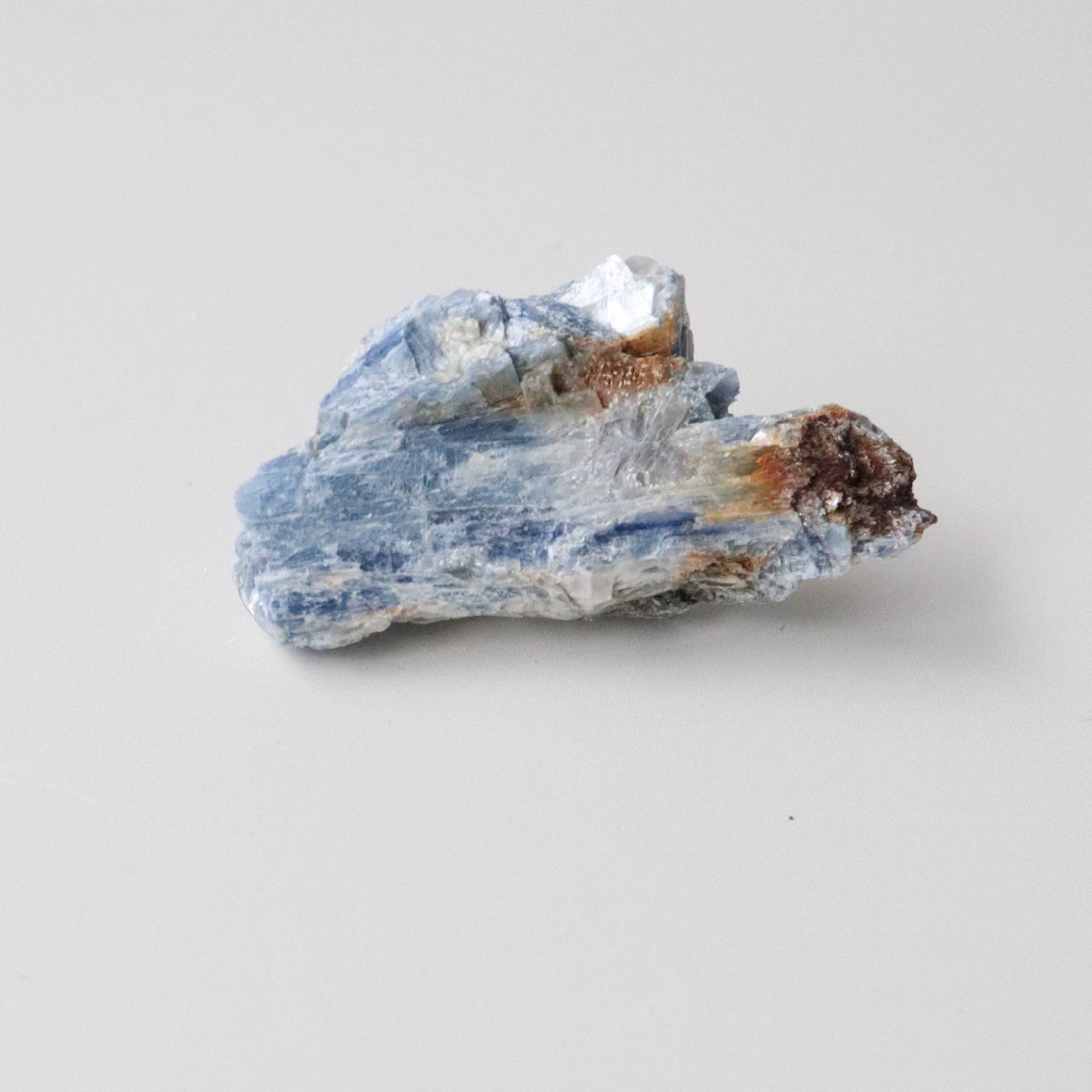 Kyanite 65g - Alignment &amp; Clarity