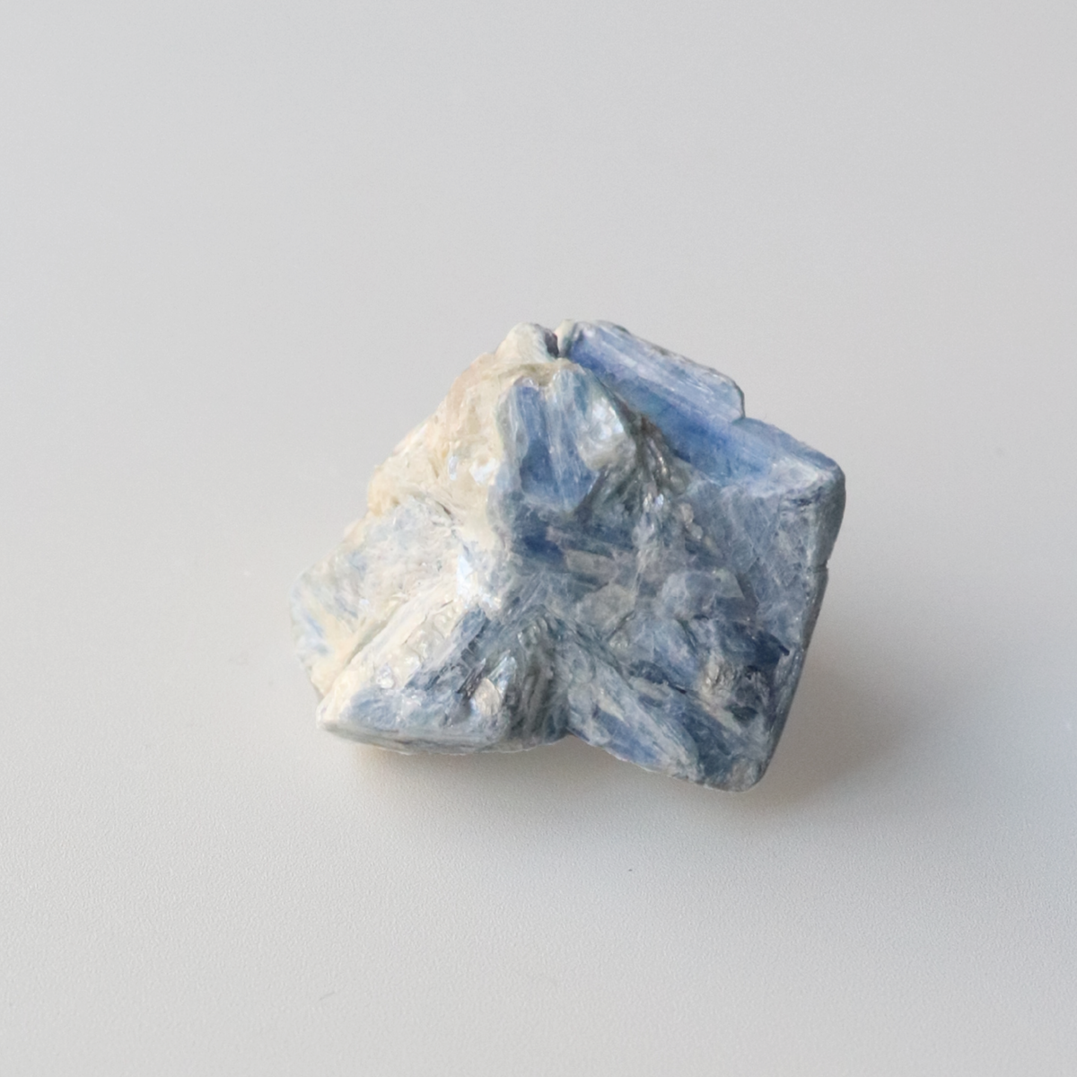 Mini Kyanite Raw Crystal (45g) - Alignment &amp; Clarity