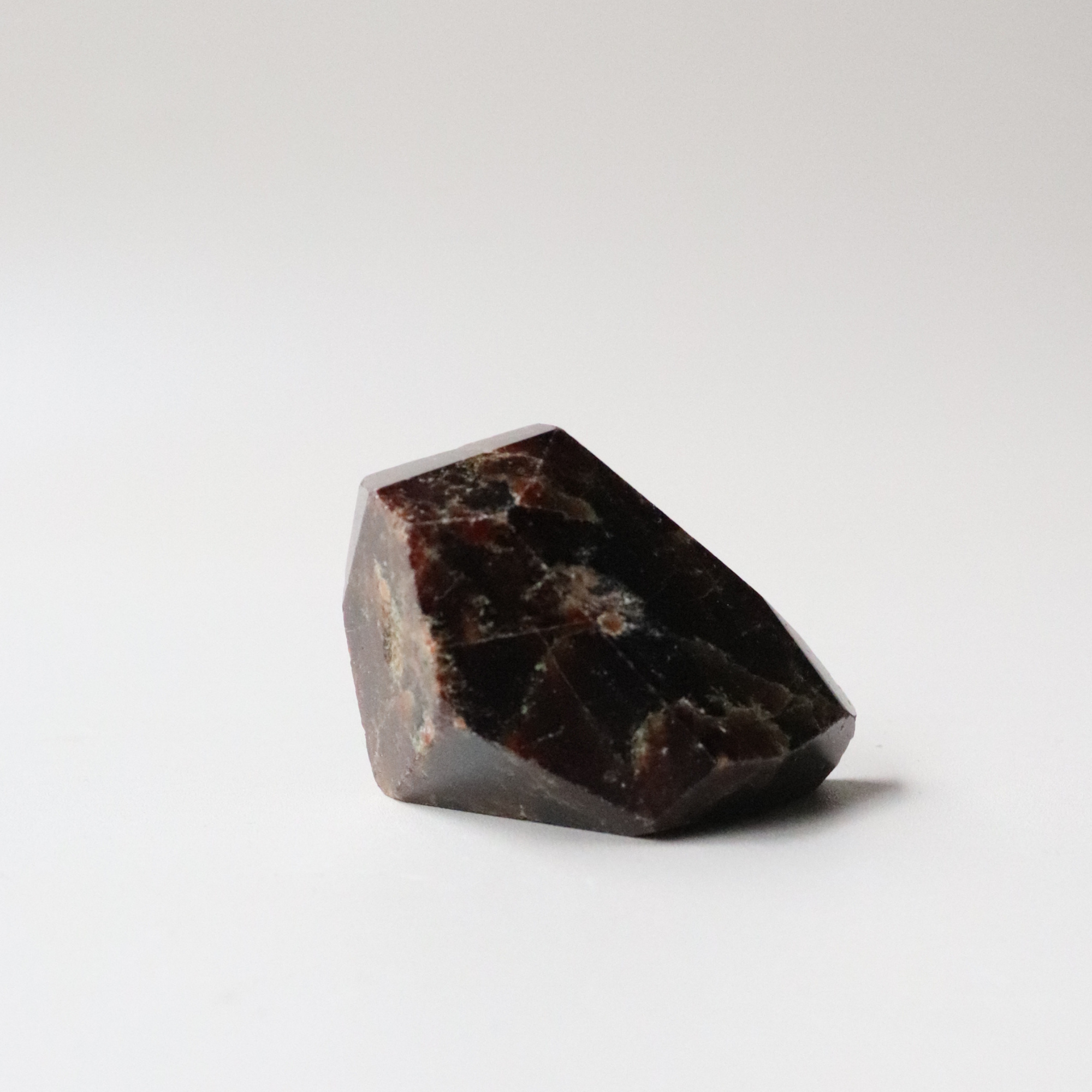 Rough Garnet 49g - Passion &amp; Confidence