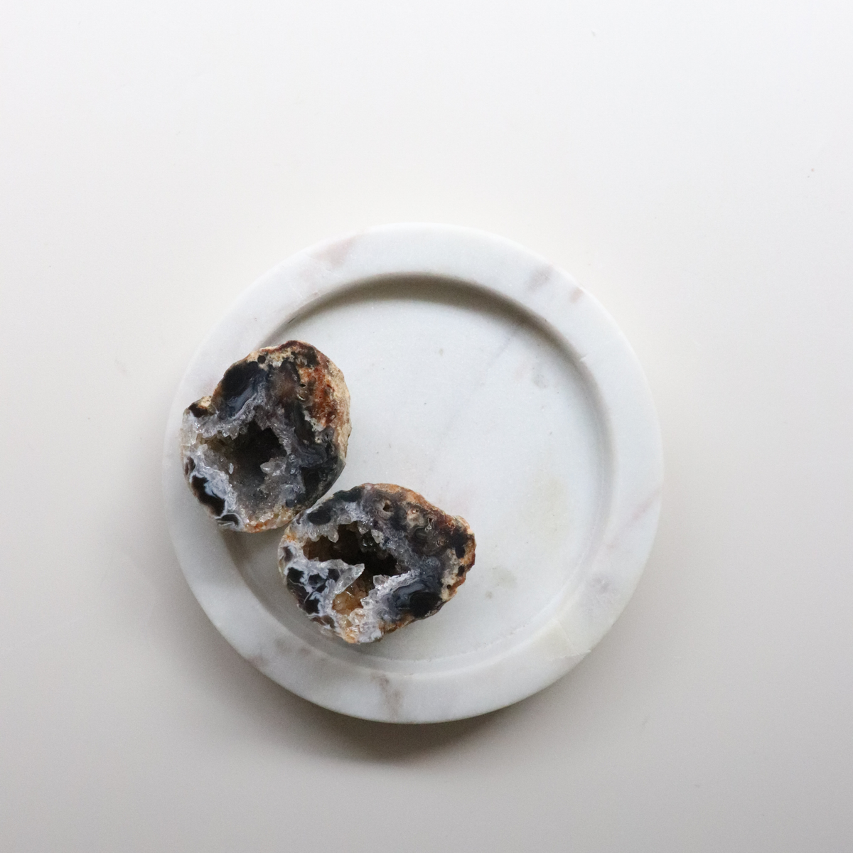 Agate Geode (54g) - Balance &amp; Stability