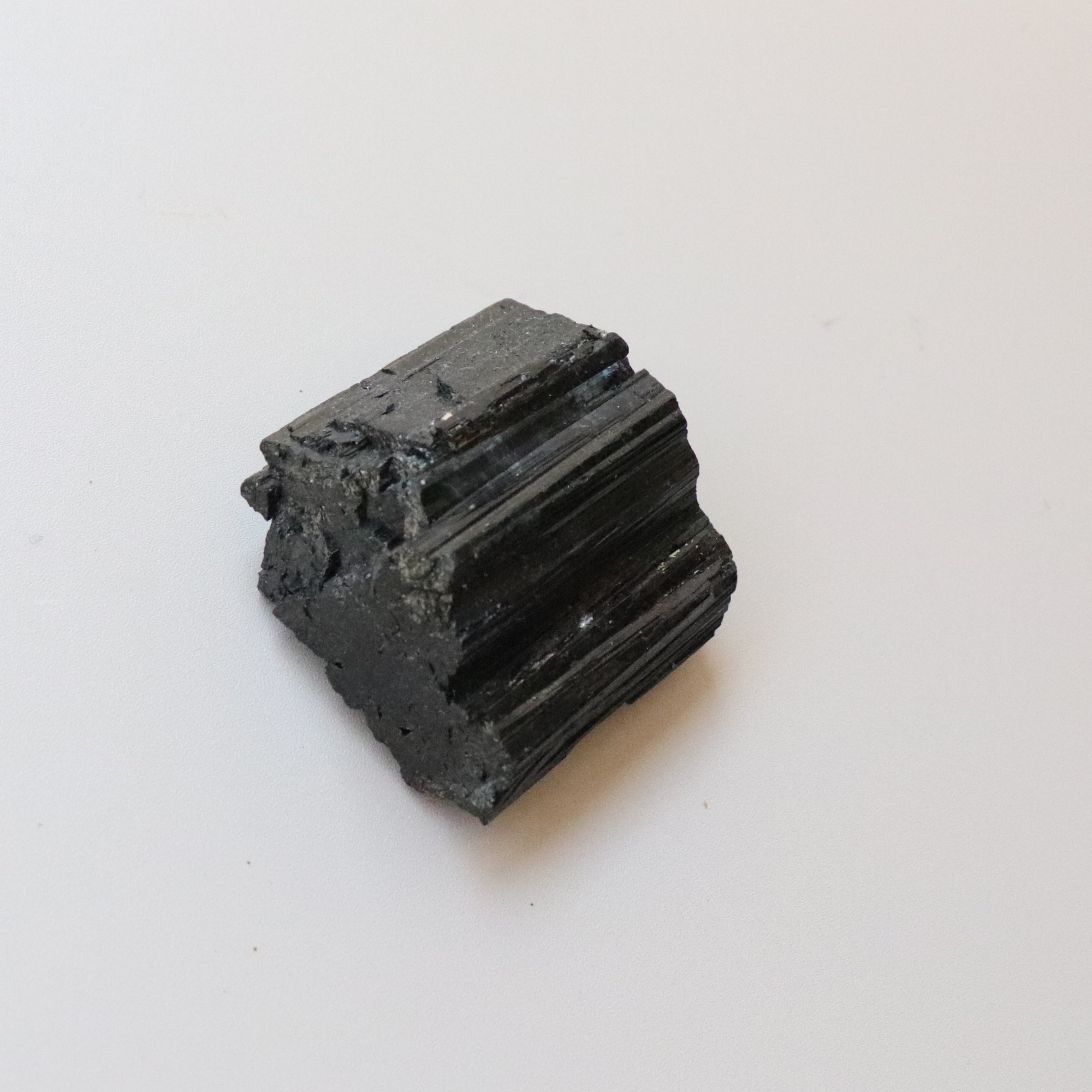 Mini Rough Black Tourmaline 59g - Protection &amp; Grounding