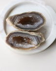 Agate Geode 98g - Balance & Stability