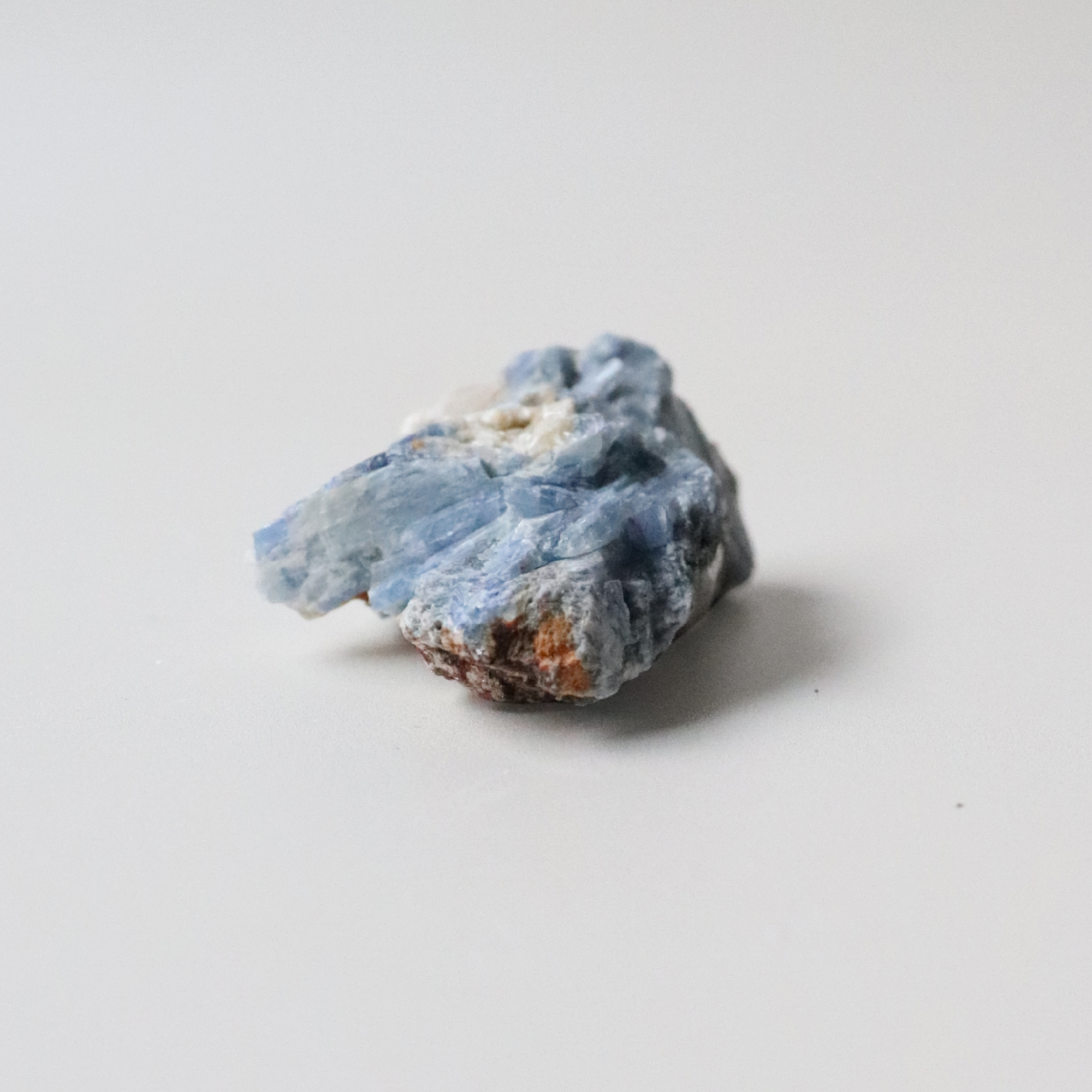 Kyanite 65g - Alignment &amp; Clarity