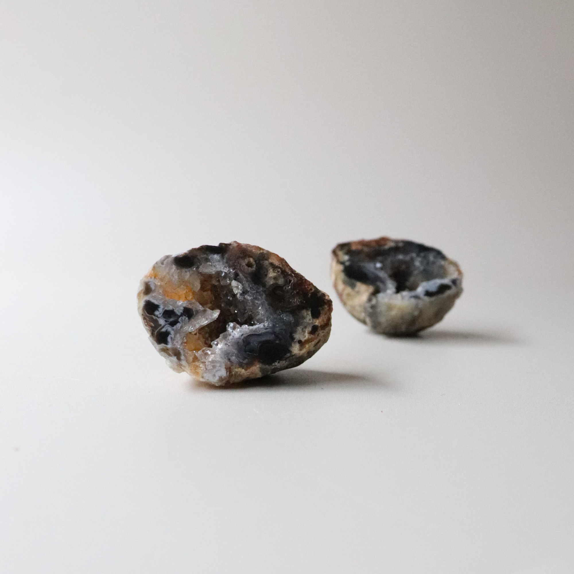 Agate Geode (54g) - Balance &amp; Stability