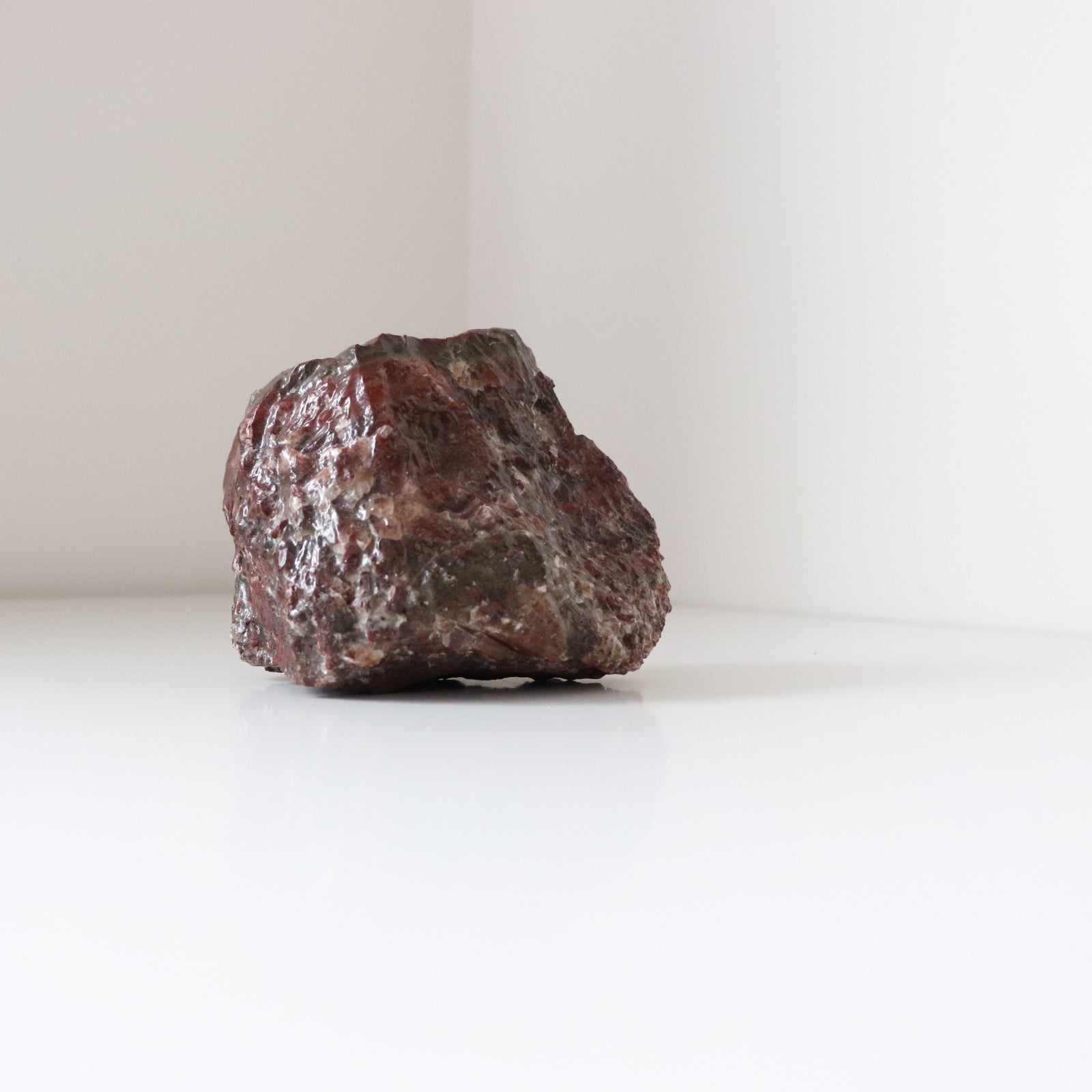 Red Calcite (668g) - Energy &amp; Vitality
